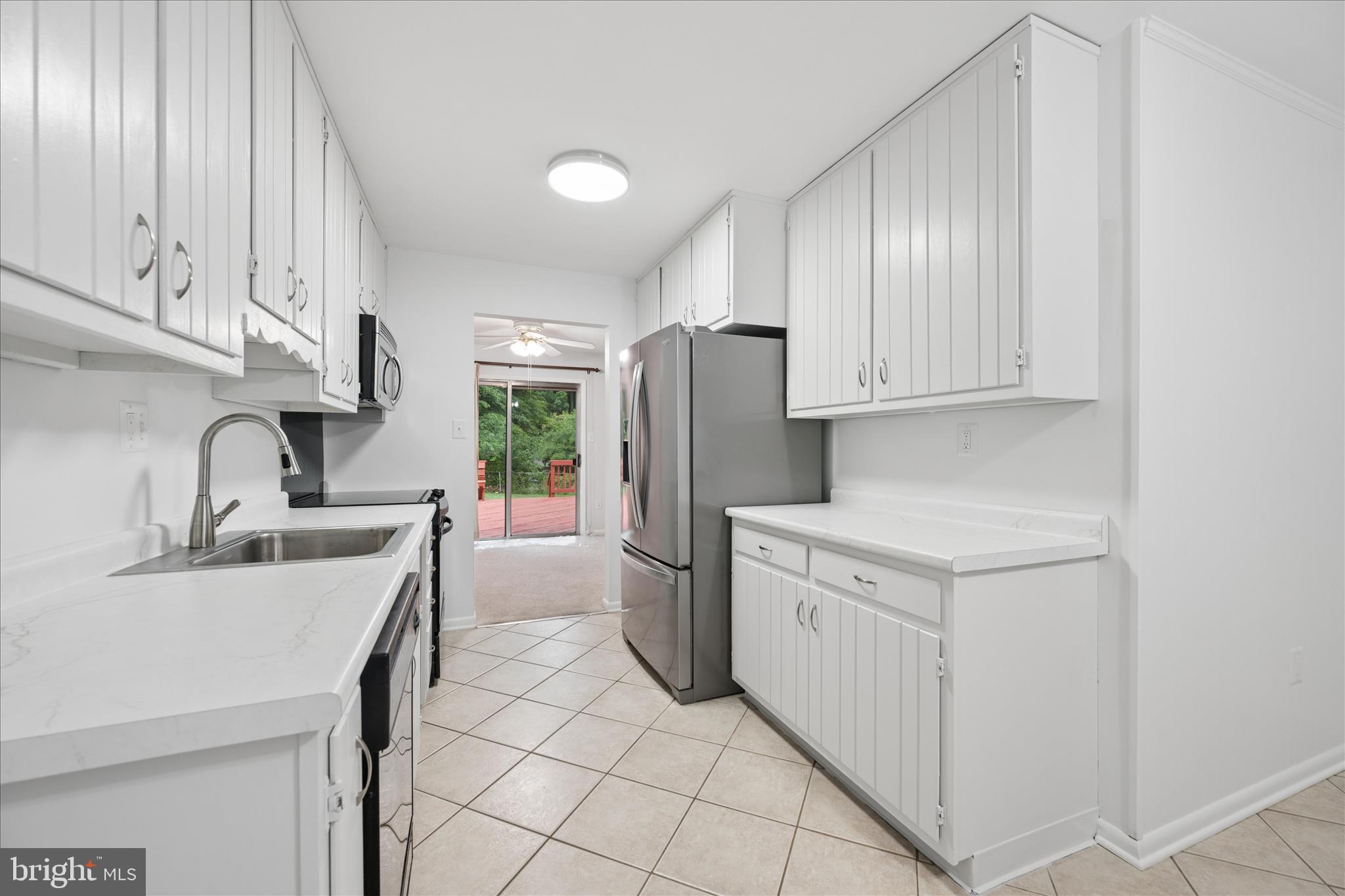 BEL PRE WOODS - Residential