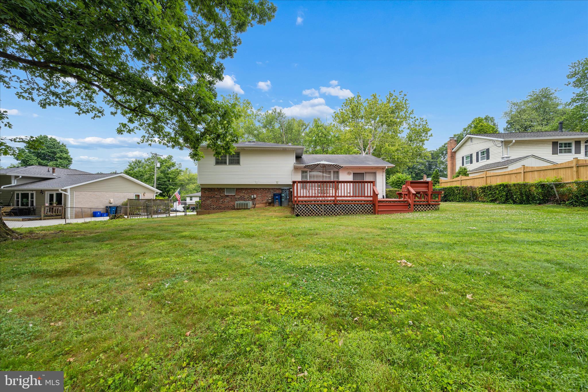 BEL PRE WOODS - Residential