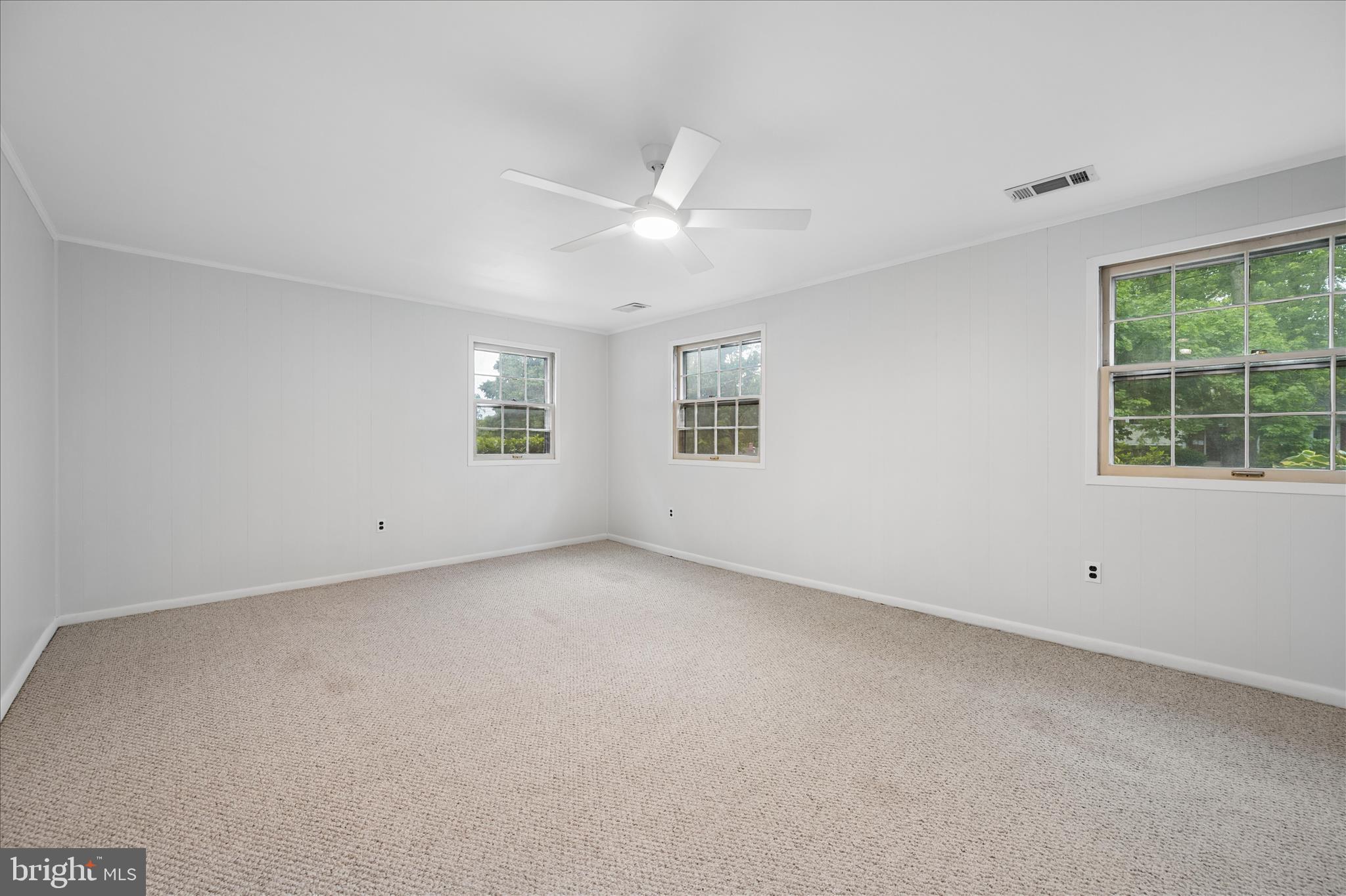 BEL PRE WOODS - Residential