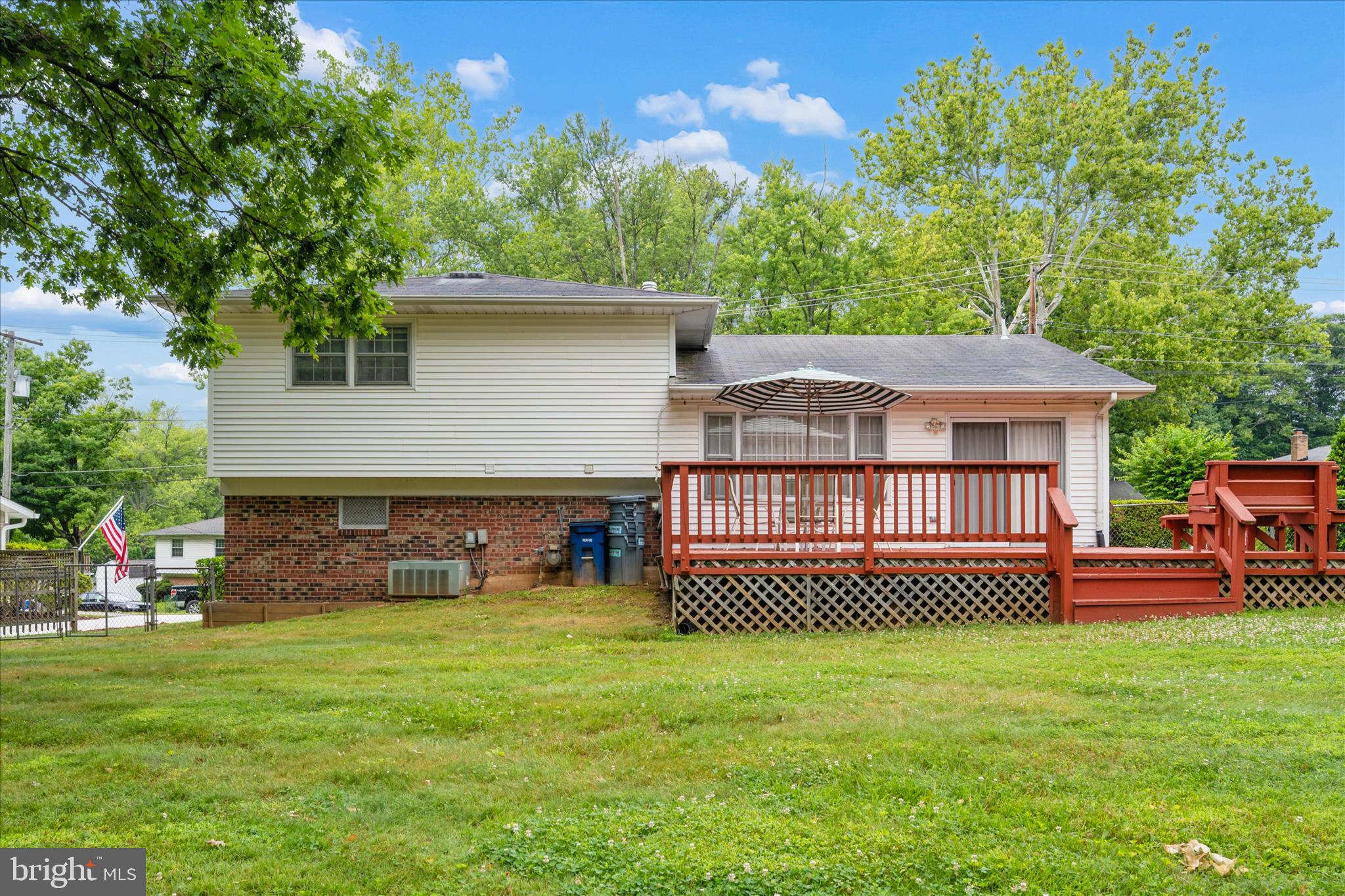 BEL PRE WOODS - Residential