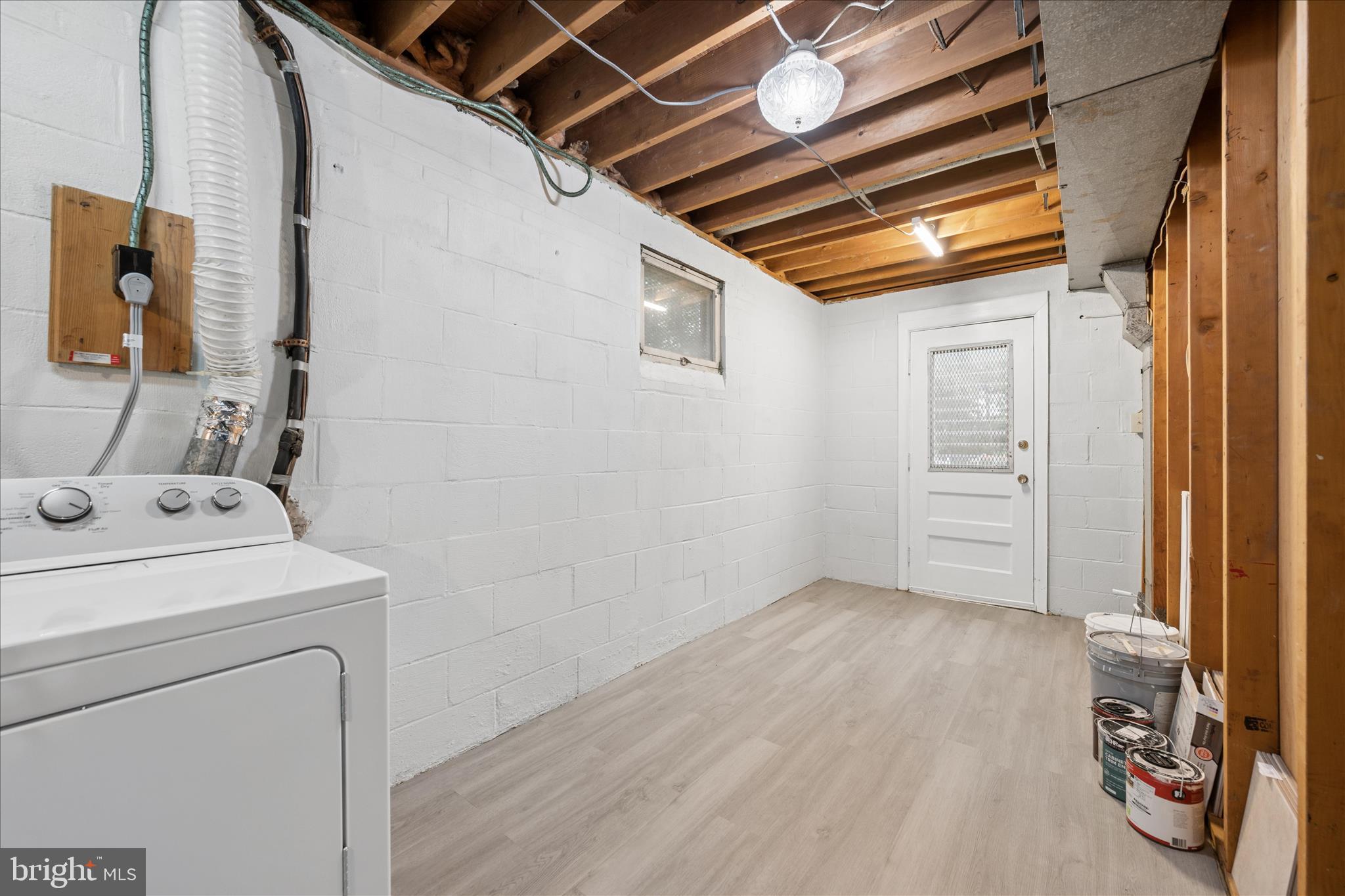 BEL PRE WOODS - Residential