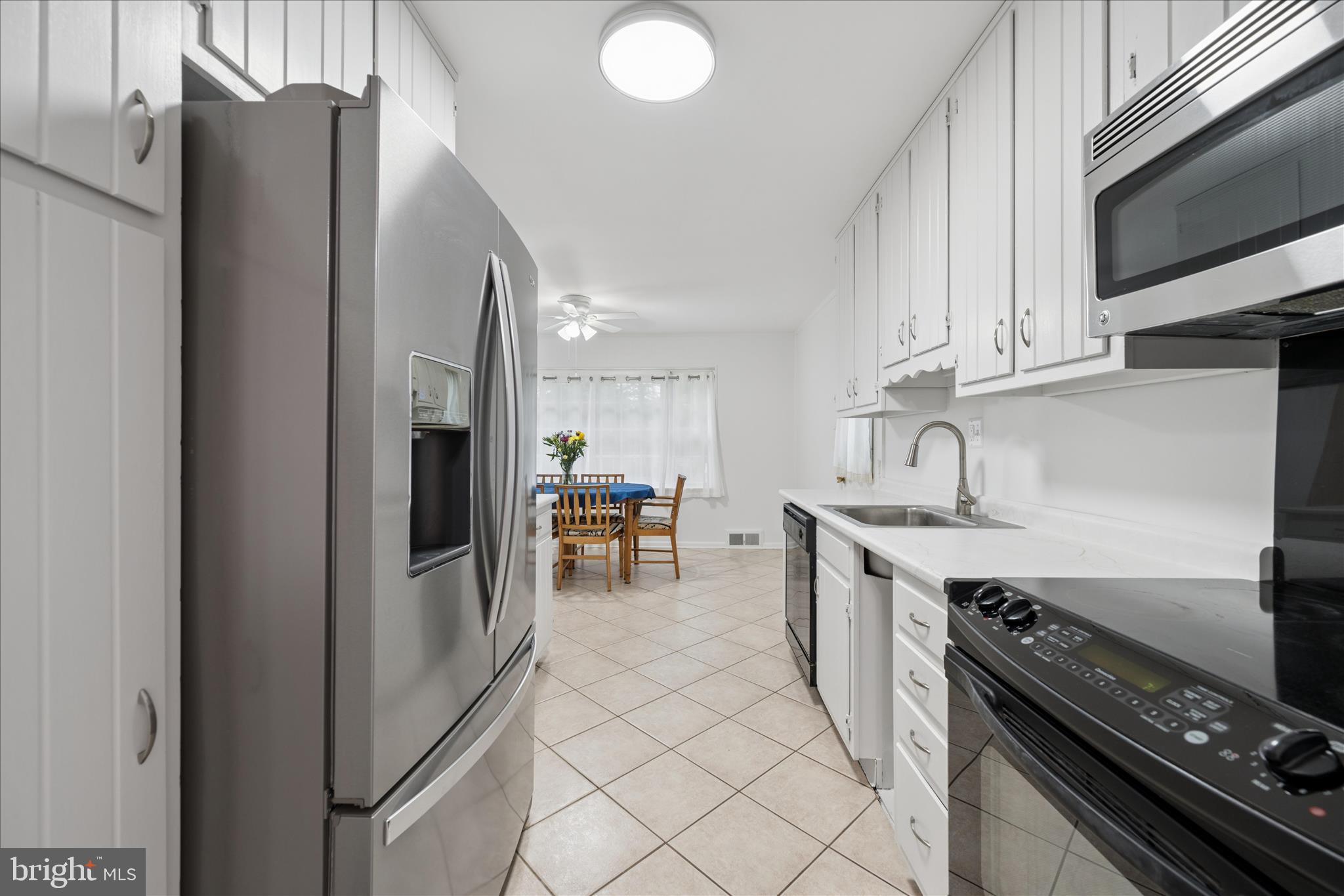 BEL PRE WOODS - Residential