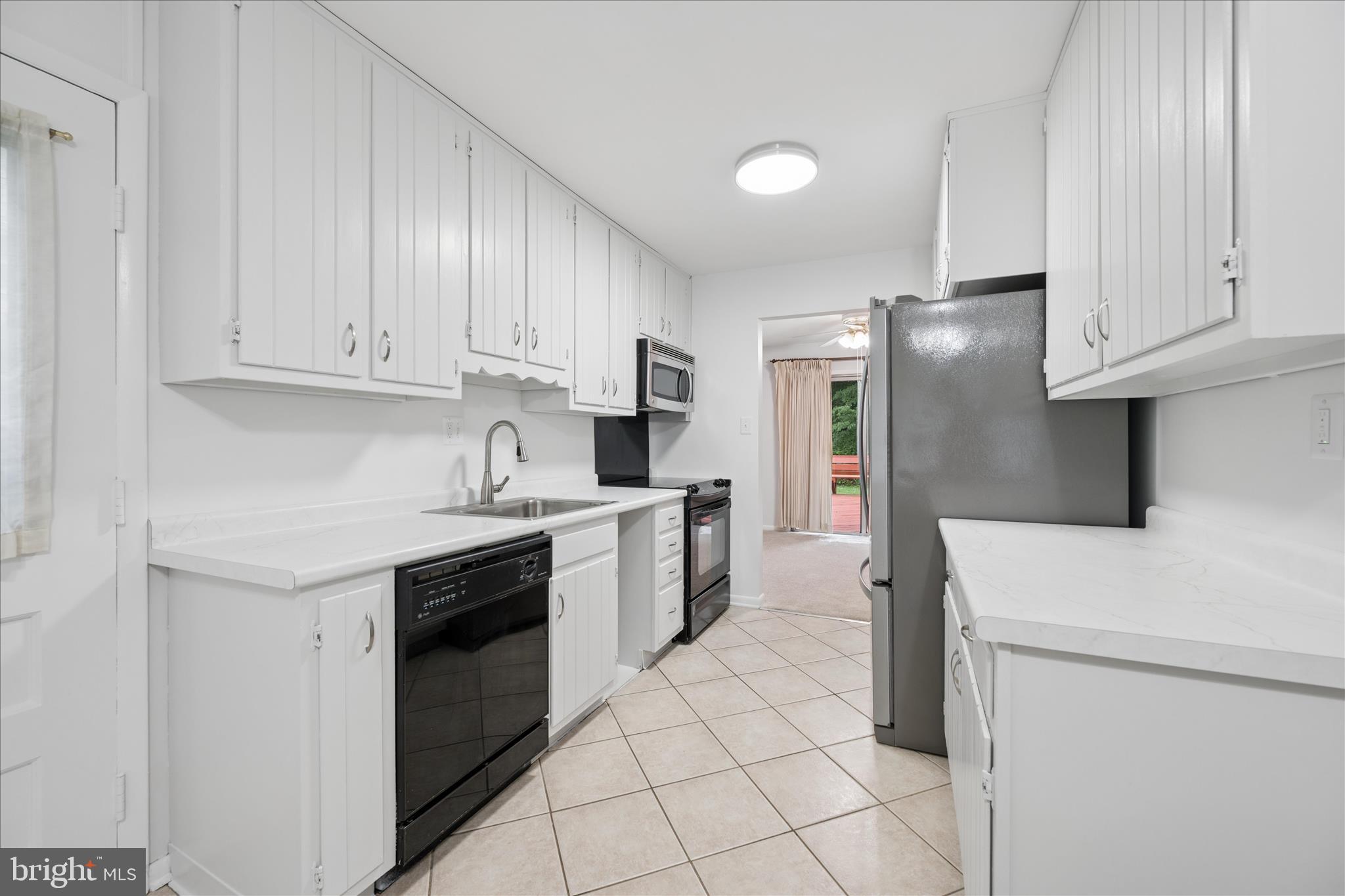 BEL PRE WOODS - Residential