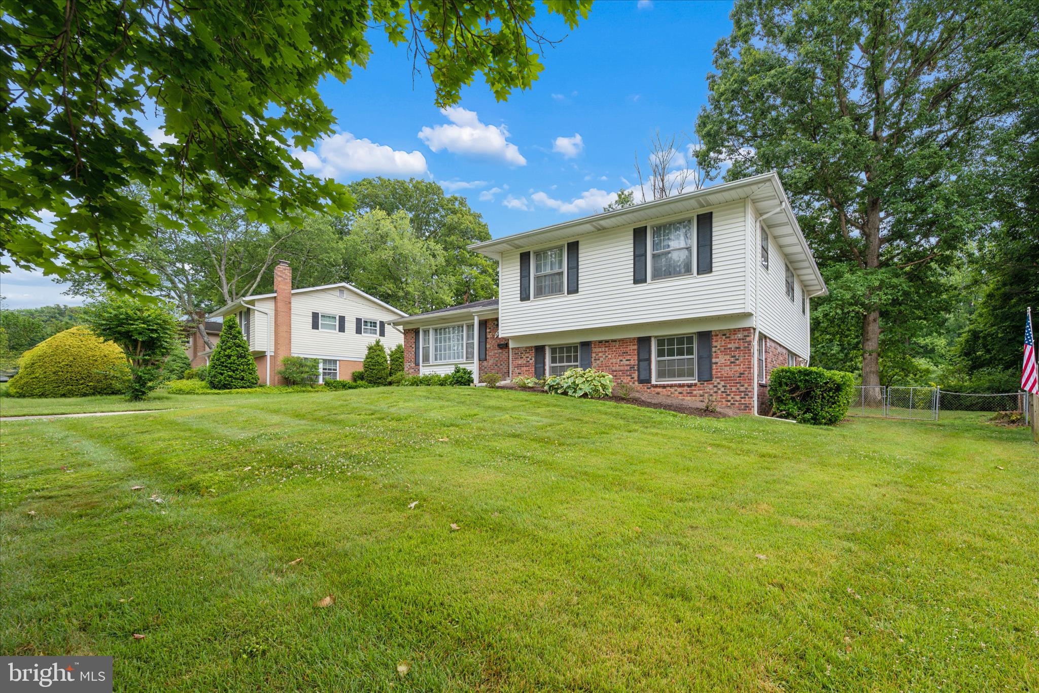 BEL PRE WOODS - Residential