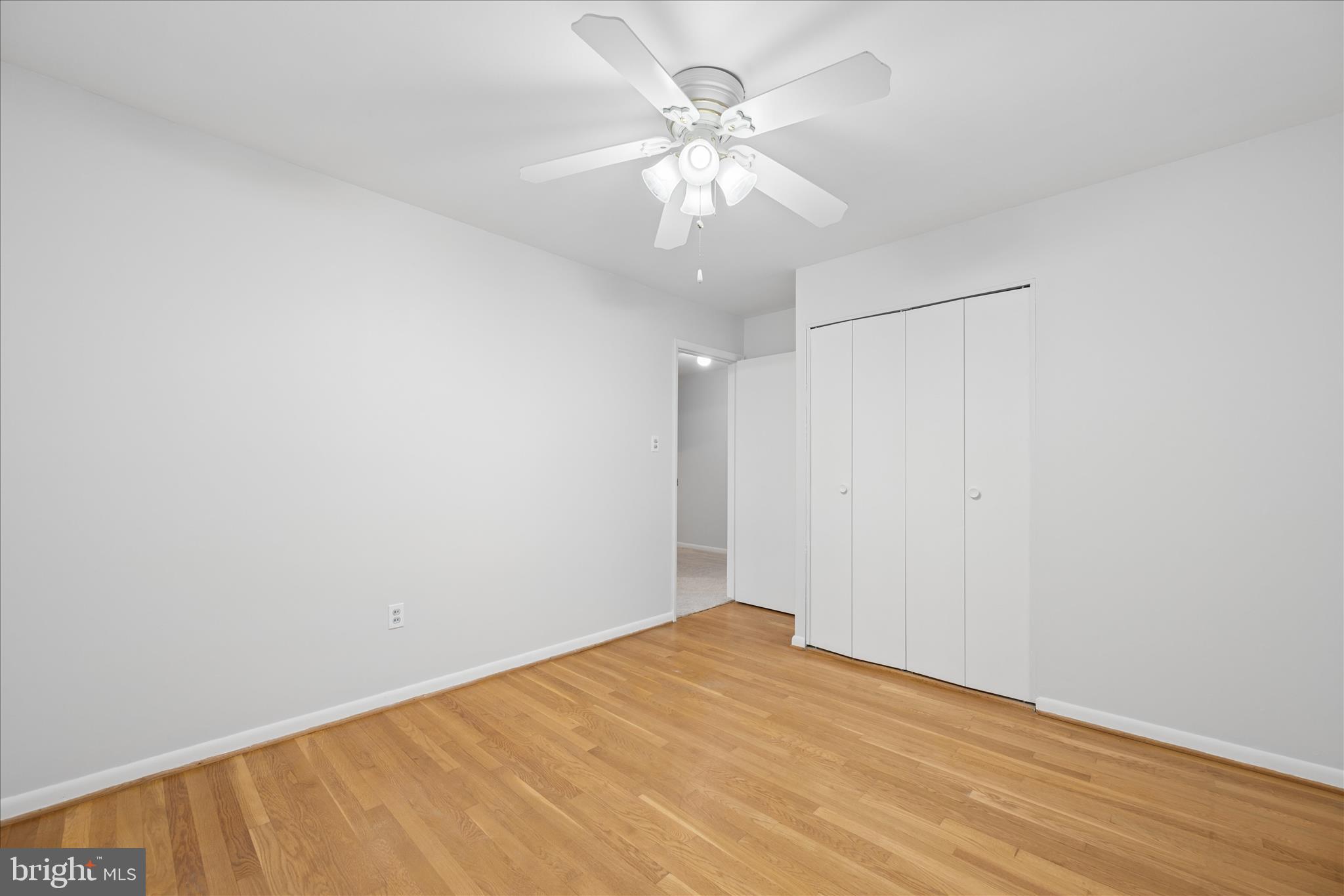 BEL PRE WOODS - Residential