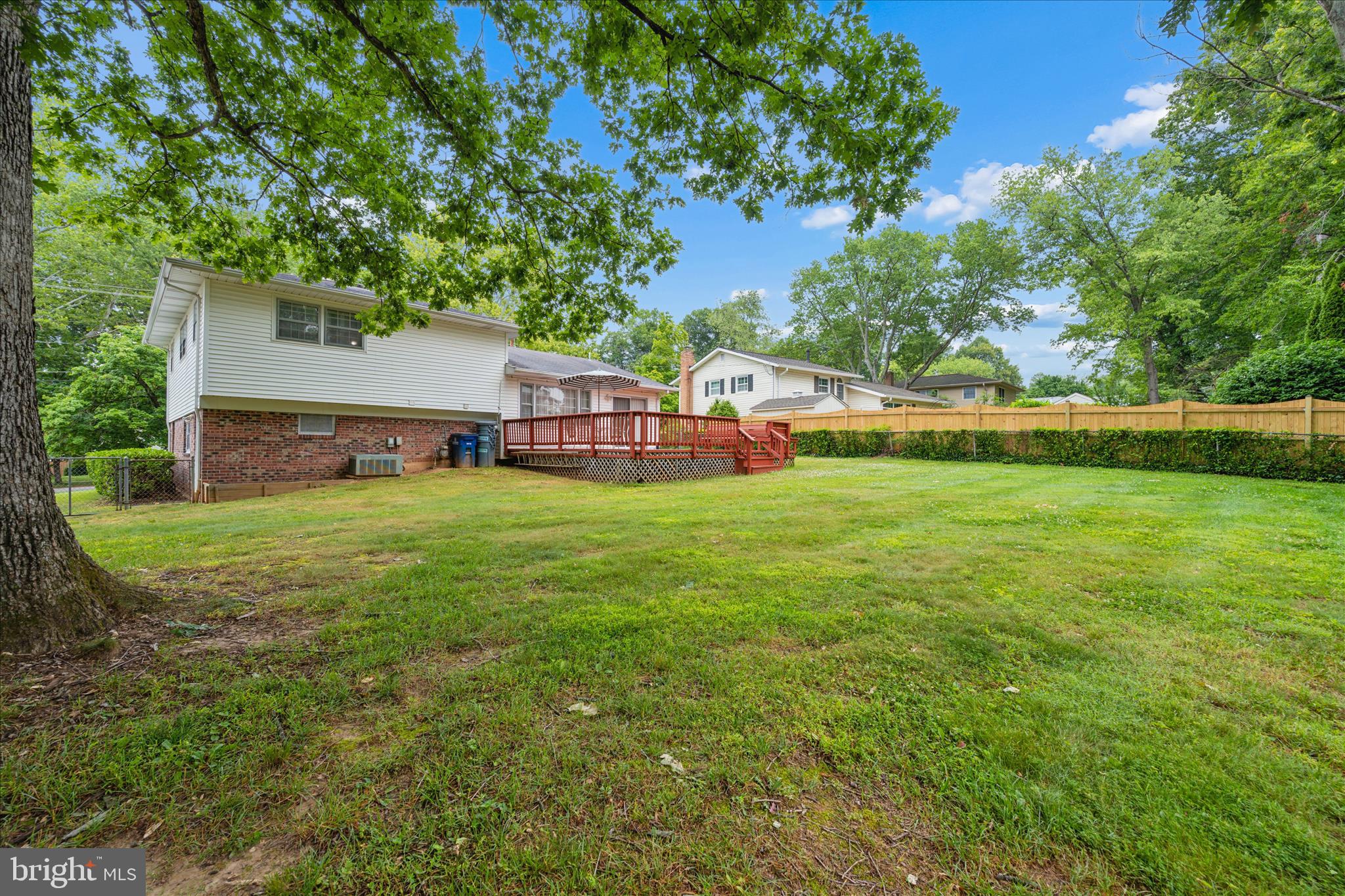 BEL PRE WOODS - Residential