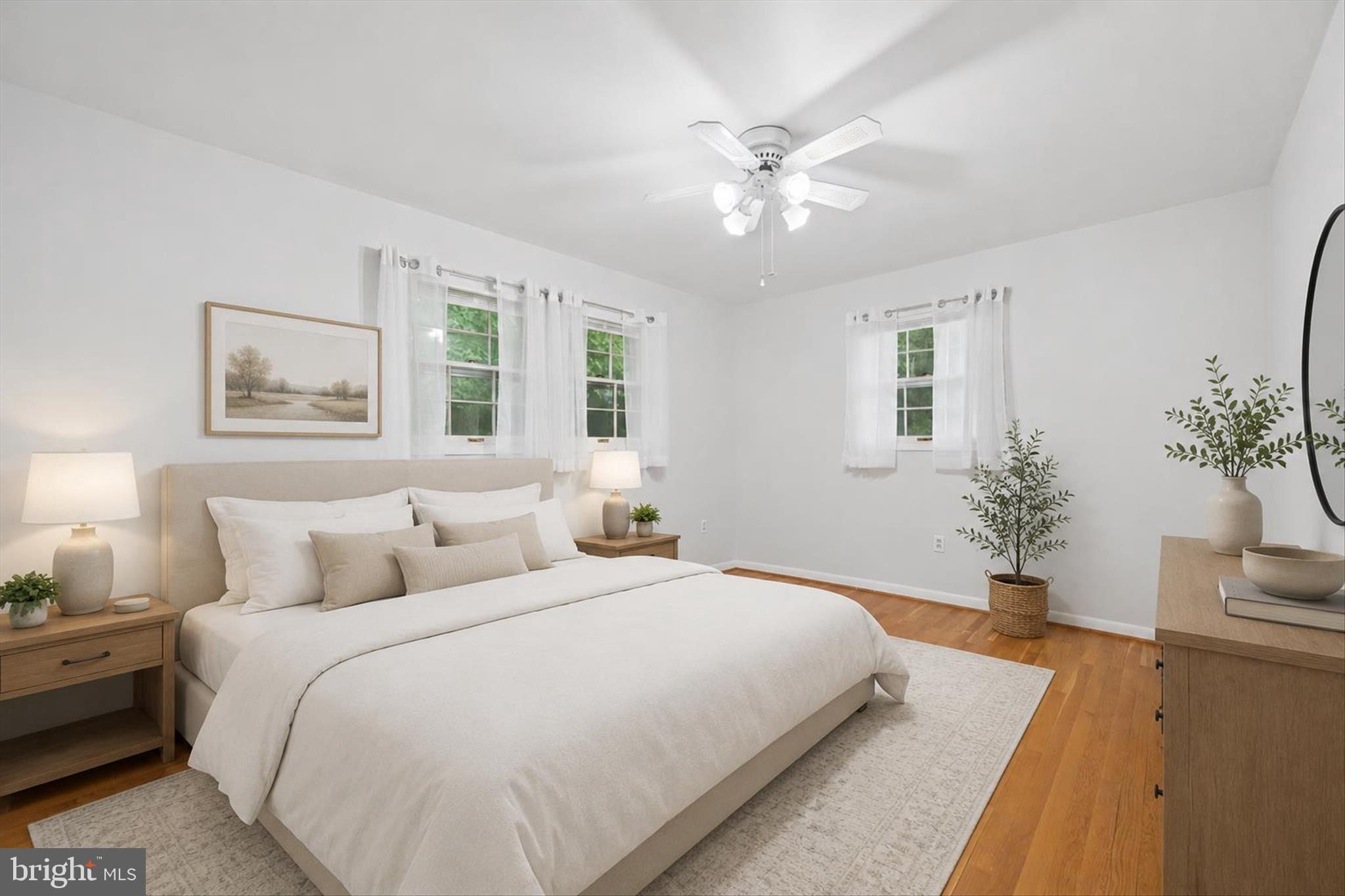 BEL PRE WOODS - Residential