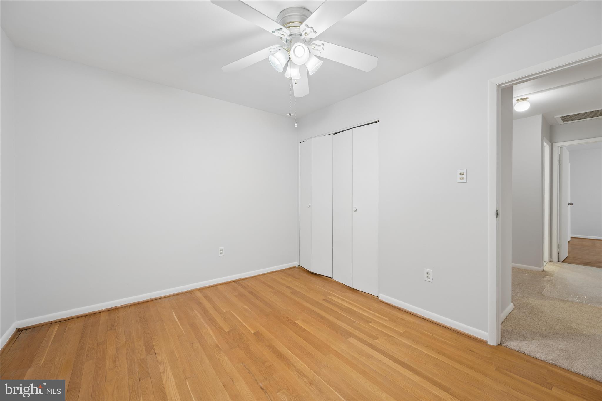 BEL PRE WOODS - Residential
