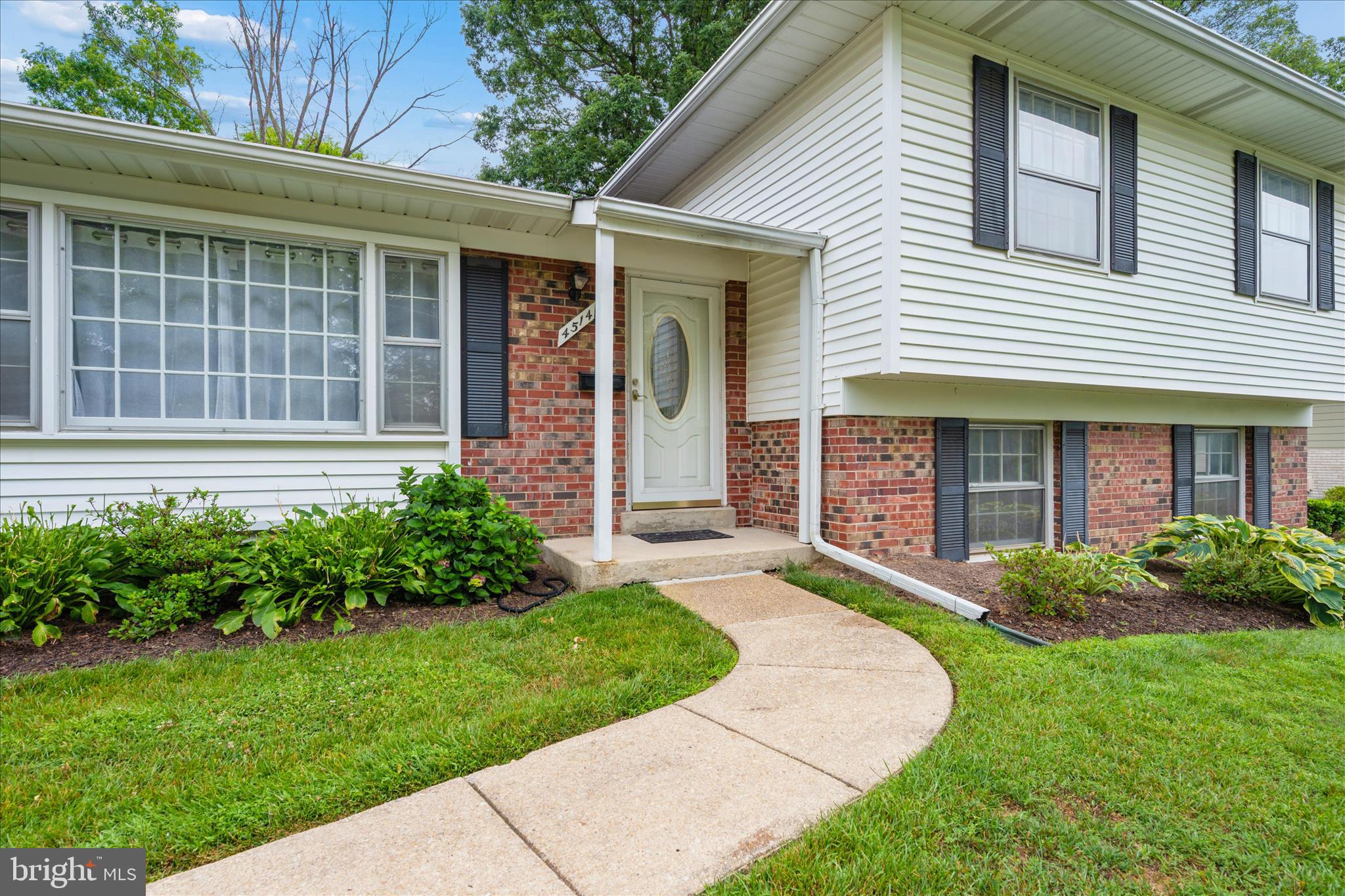 BEL PRE WOODS - Residential