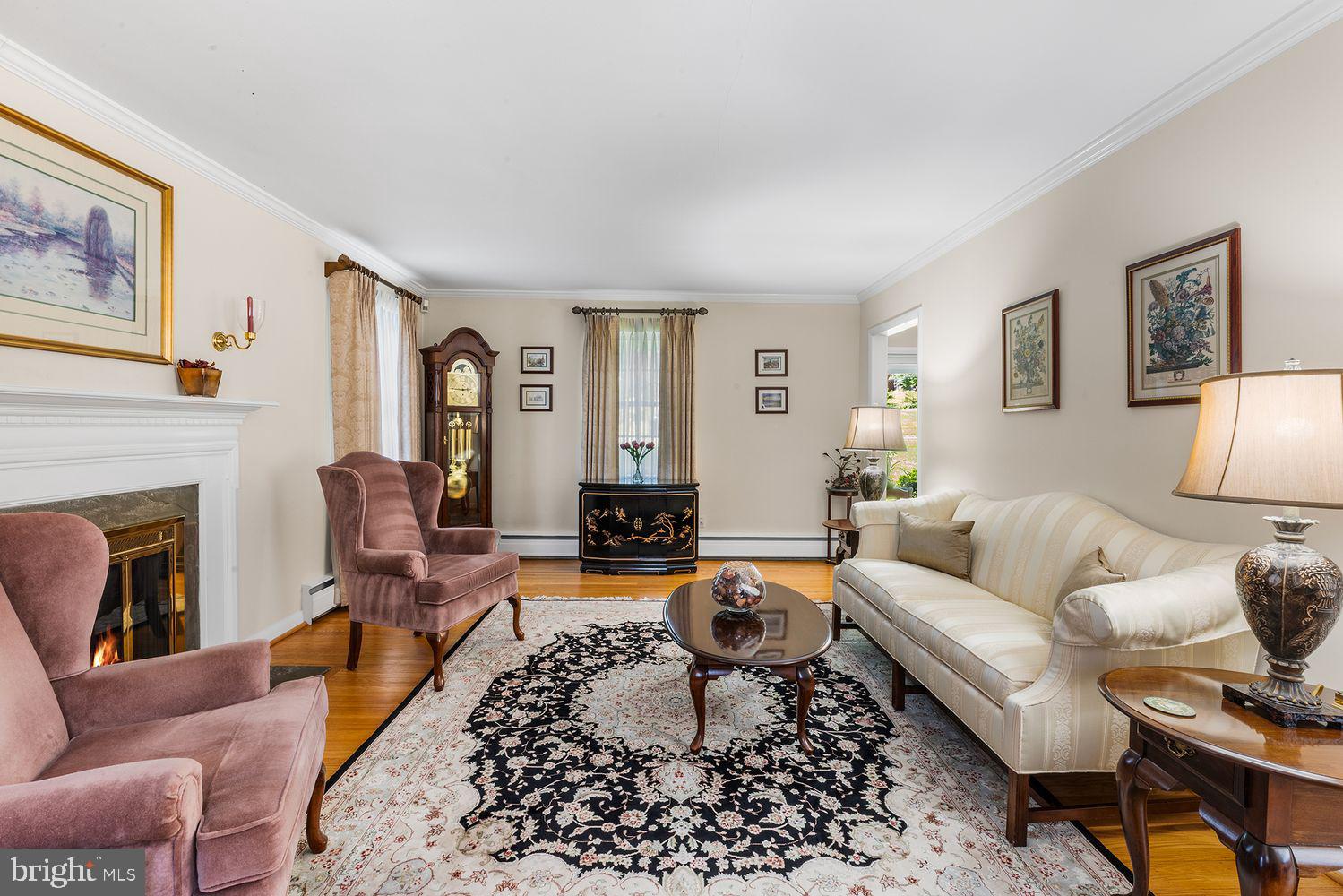 MEADOWBROOK - Residential