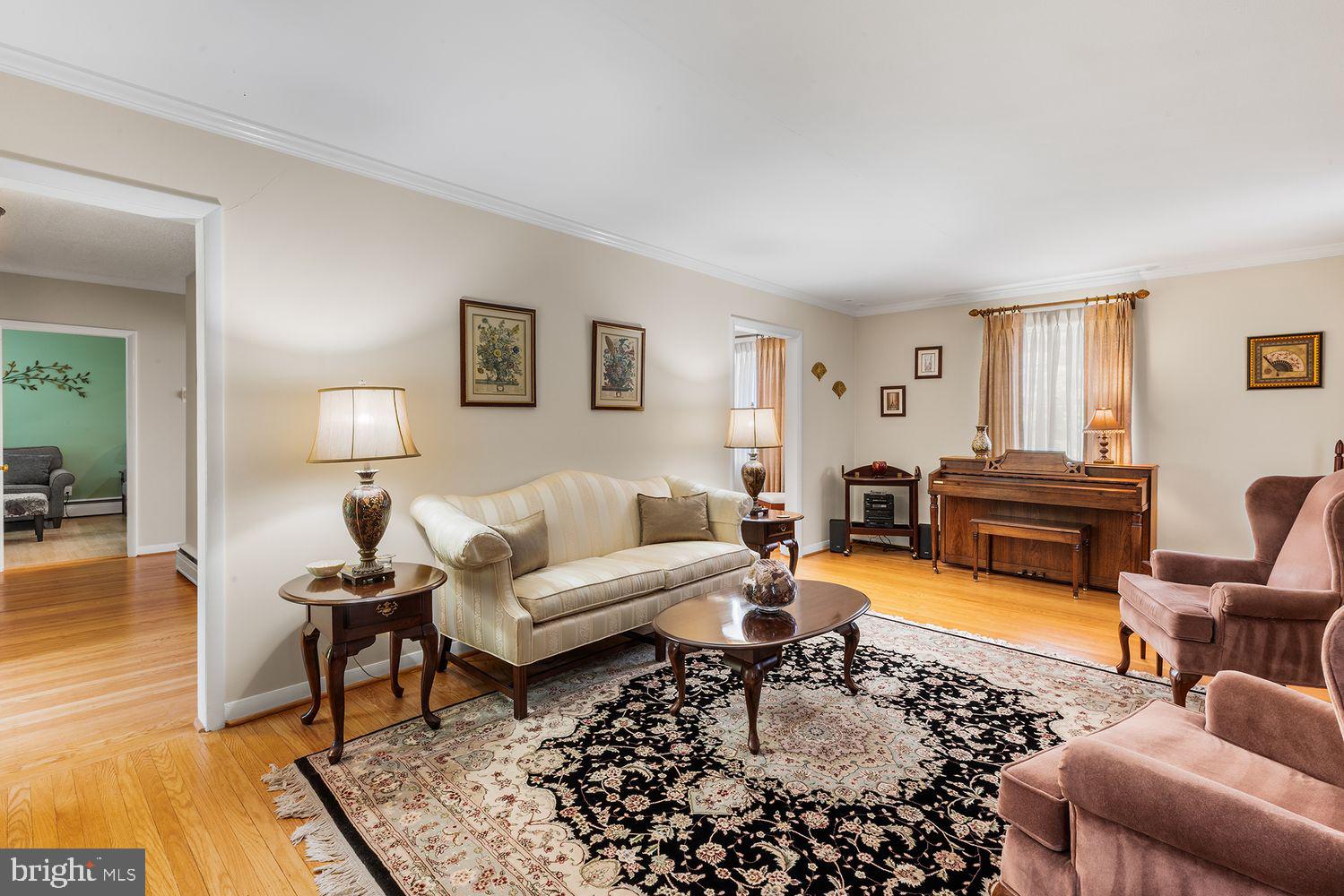 MEADOWBROOK - Residential