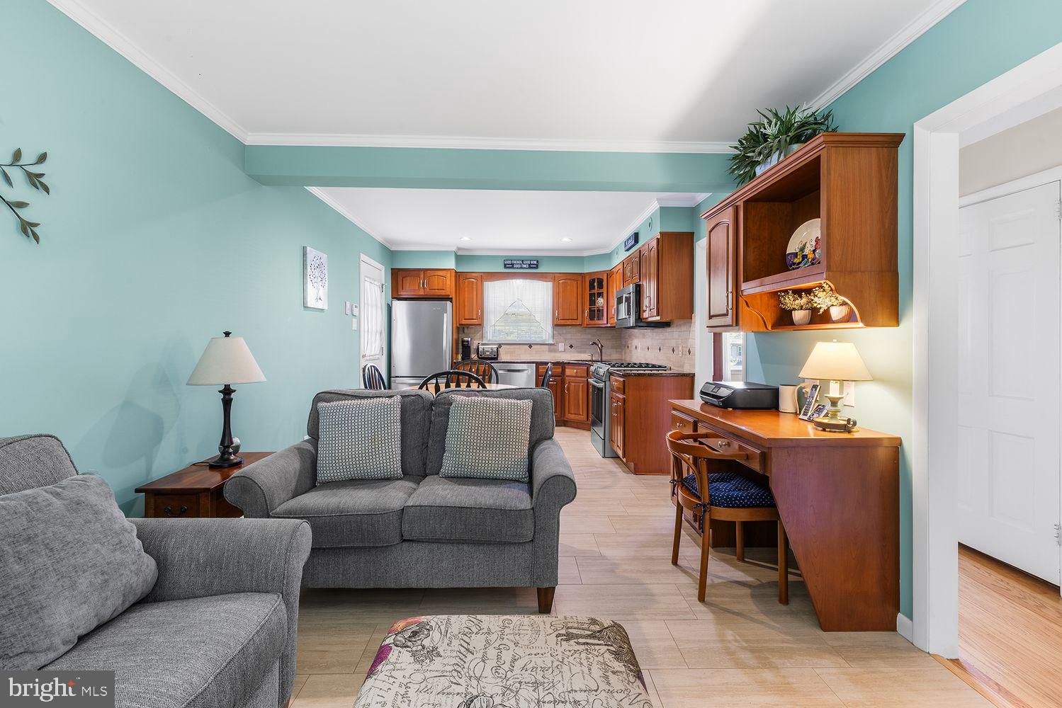 MEADOWBROOK - Residential