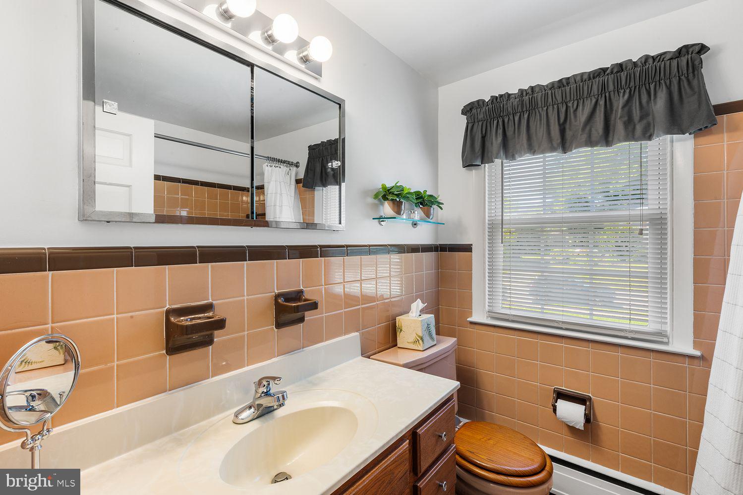 MEADOWBROOK - Residential
