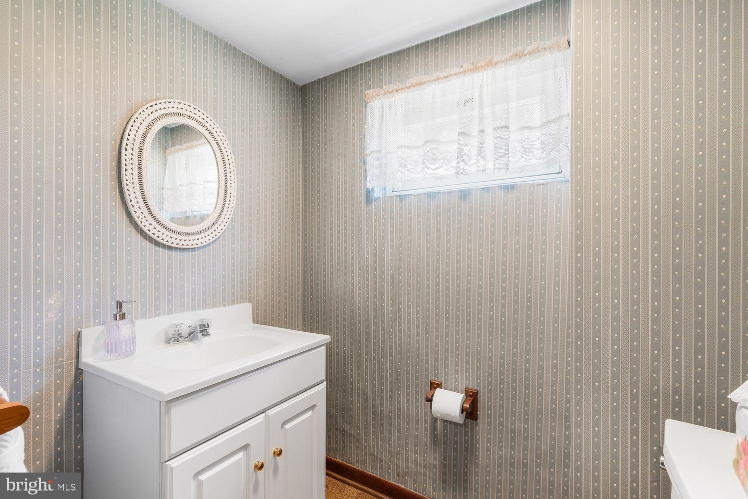 MEADOWBROOK - Residential