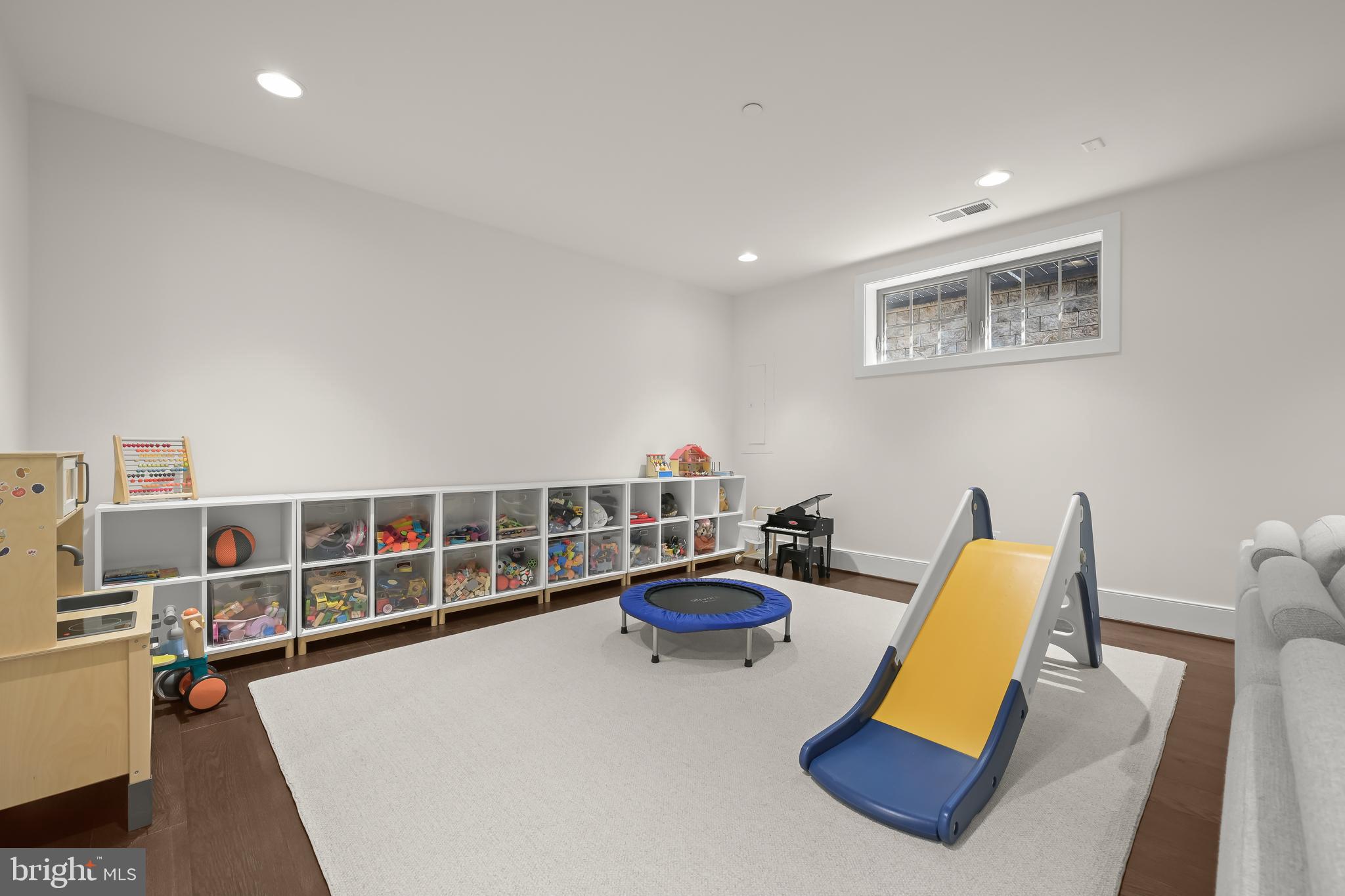 POTOMAC HIGHLANDS - Residential