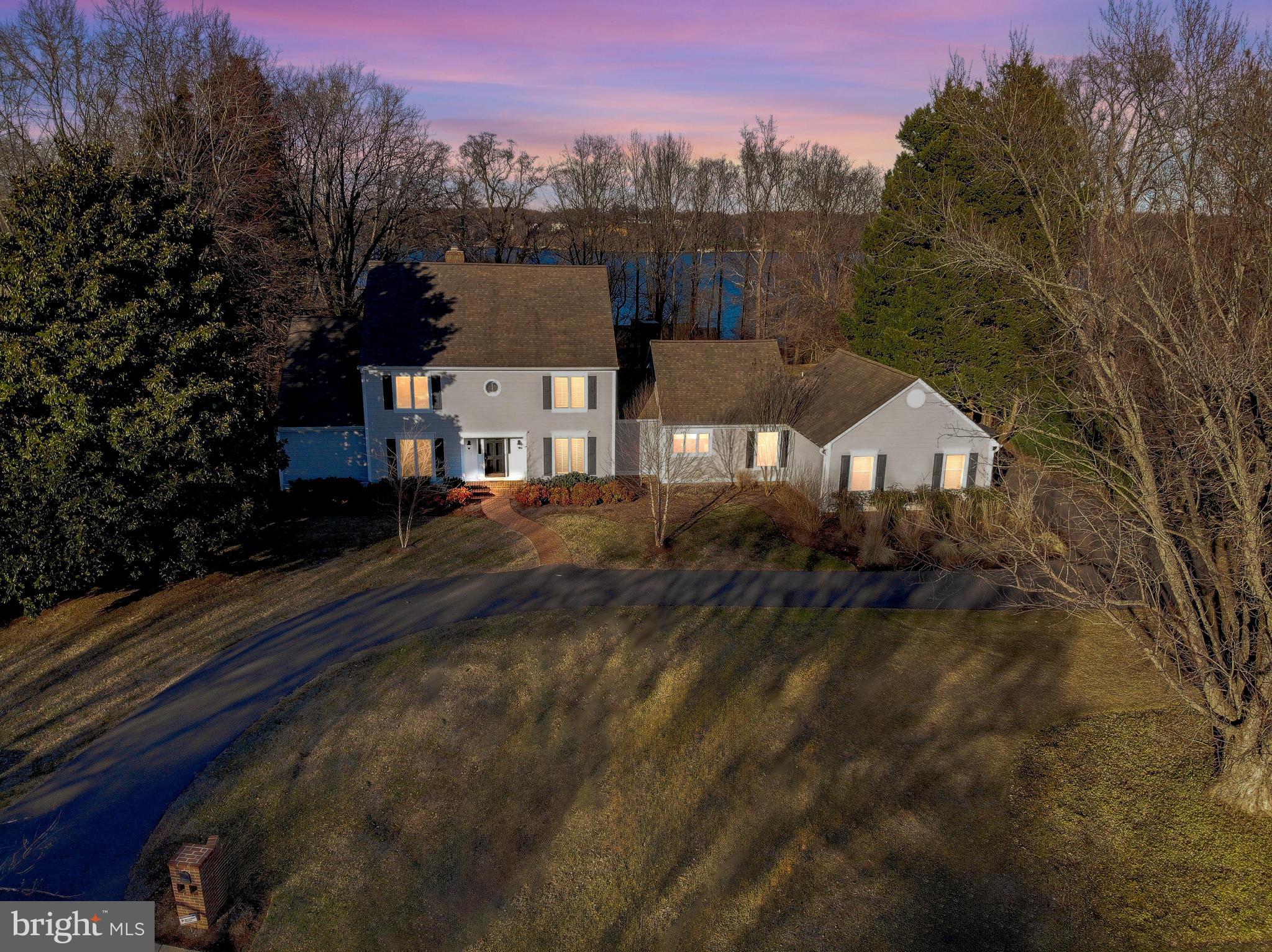 THE DOWNS - Residential