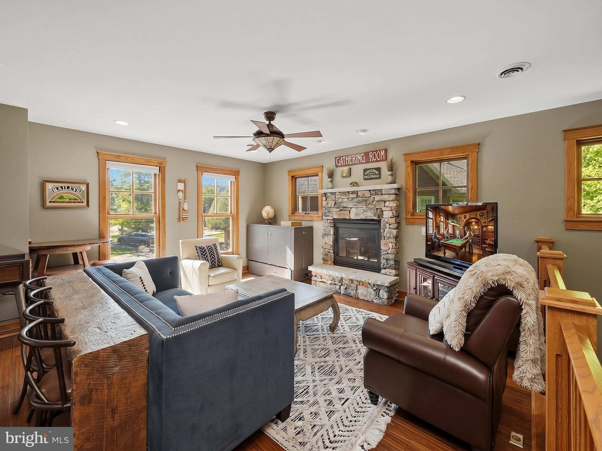 SILVER RIDGE - Residential