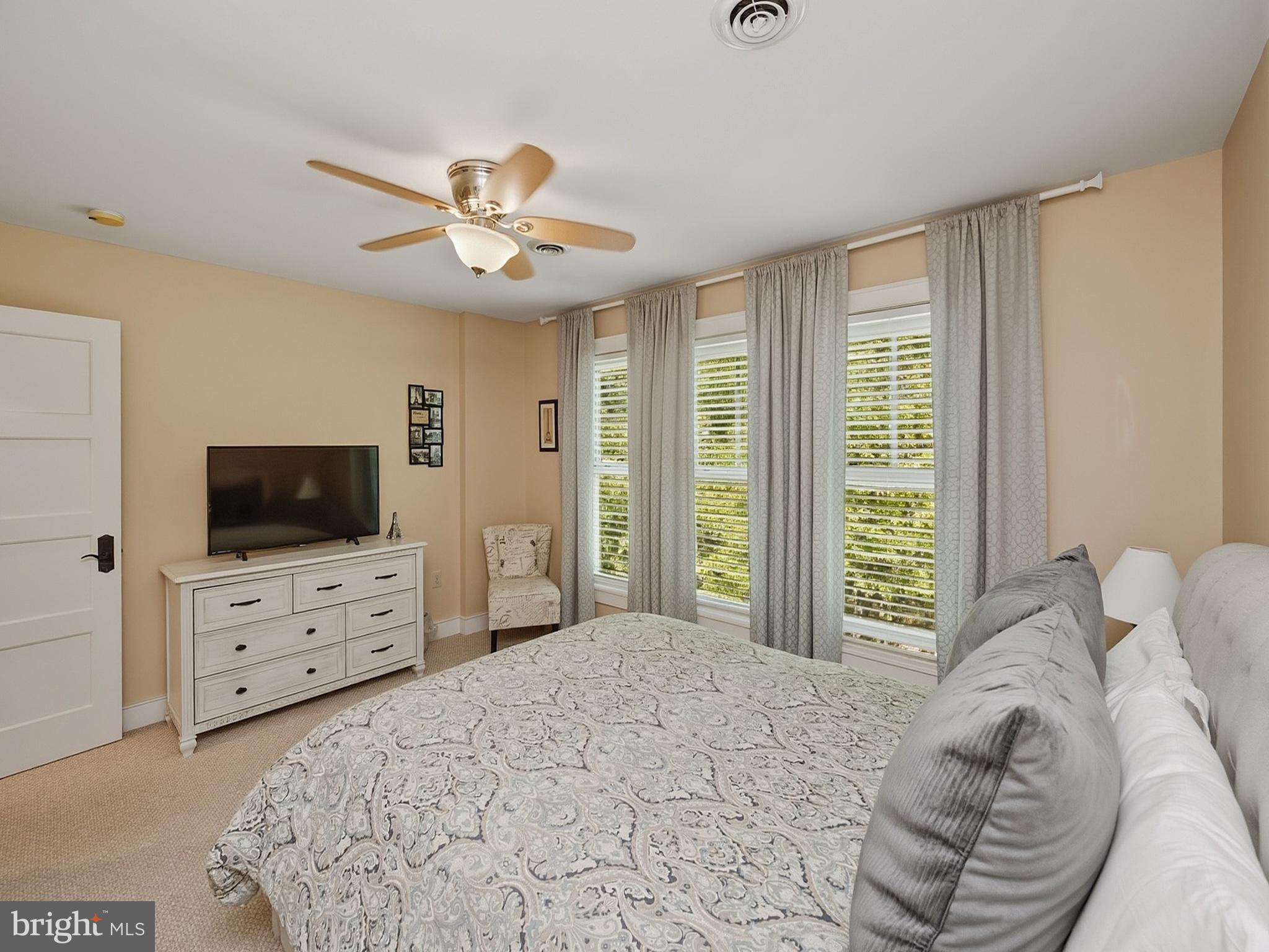 SILVER RIDGE - Residential