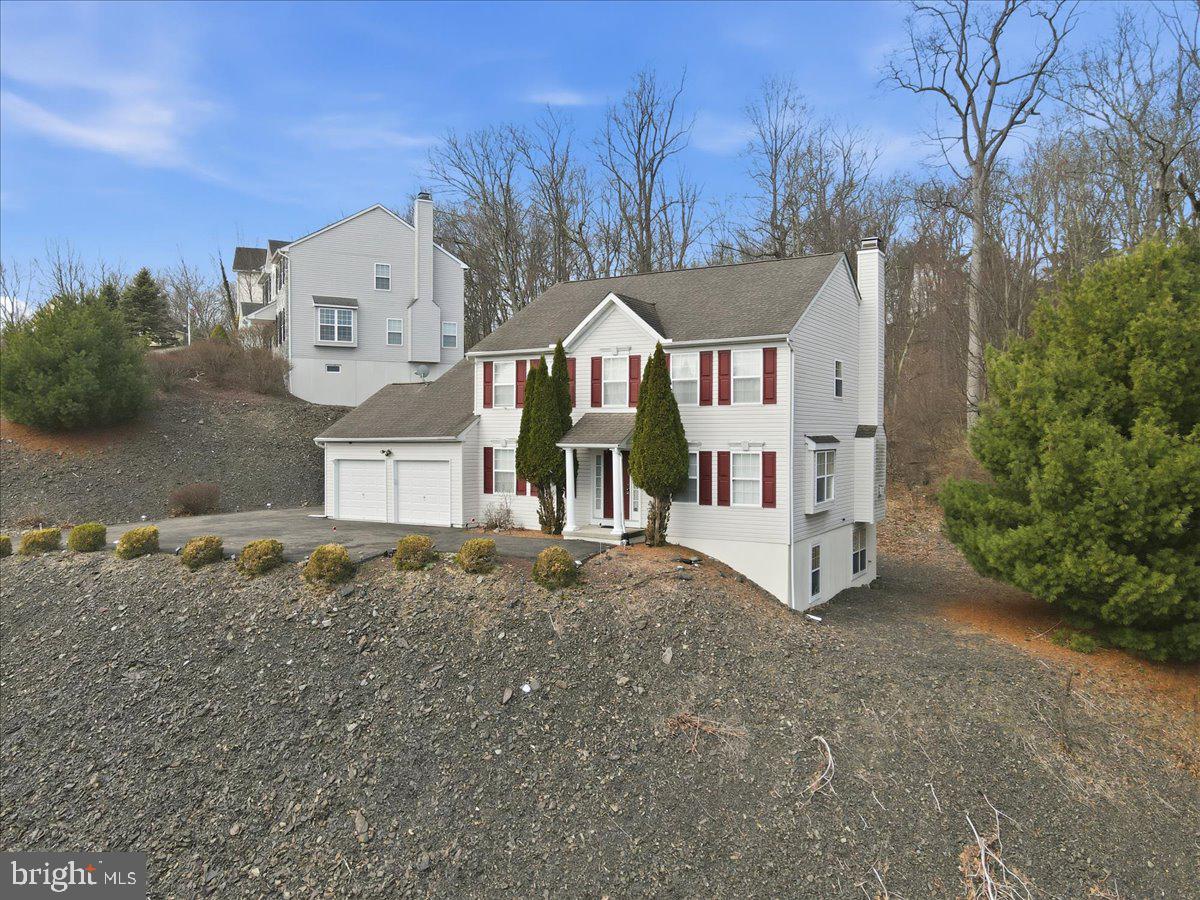 COUNTRY CLUB OF THE POCONOS - Residential