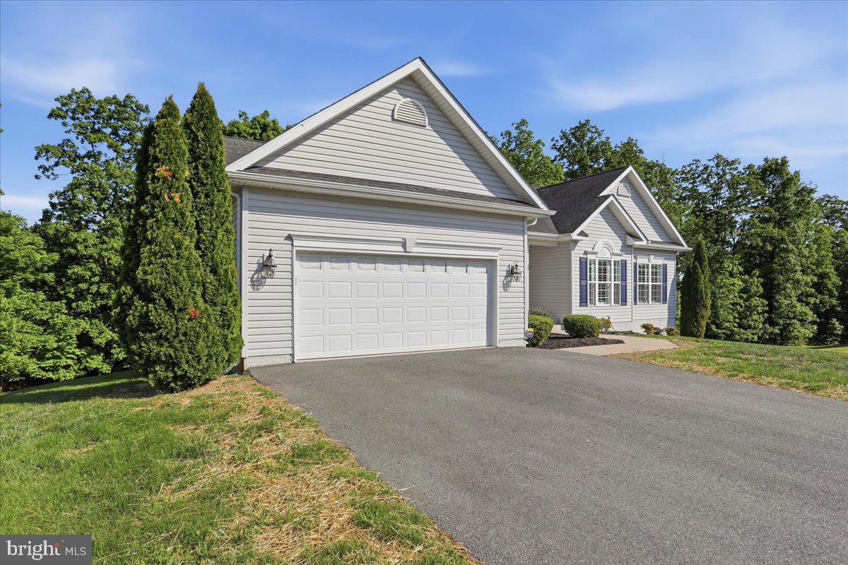 BROOKFIELD - Residential