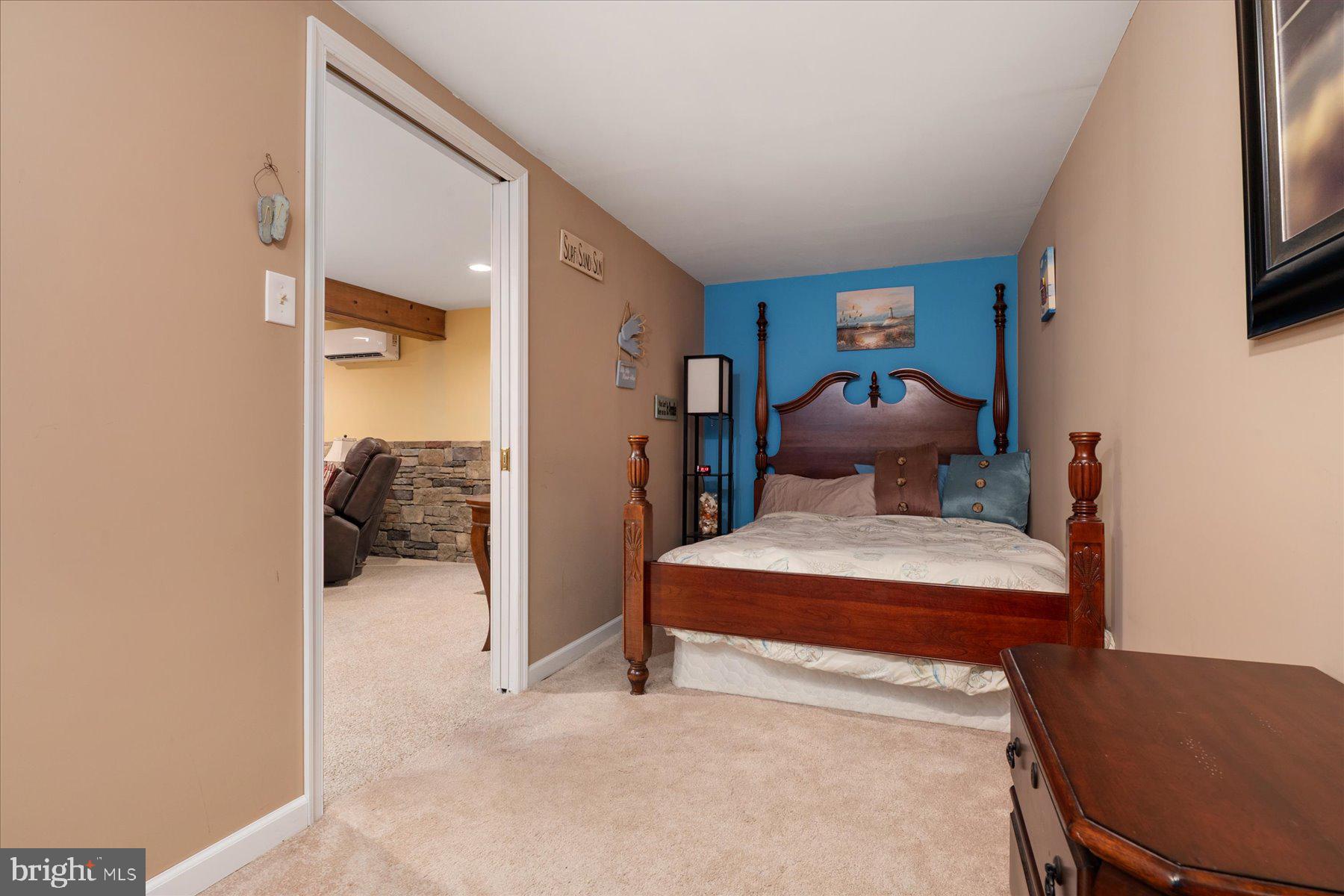PLEASANT HILLS - Residential