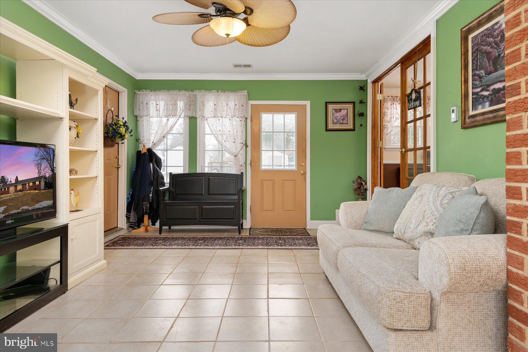 PLEASANT HILLS - Residential