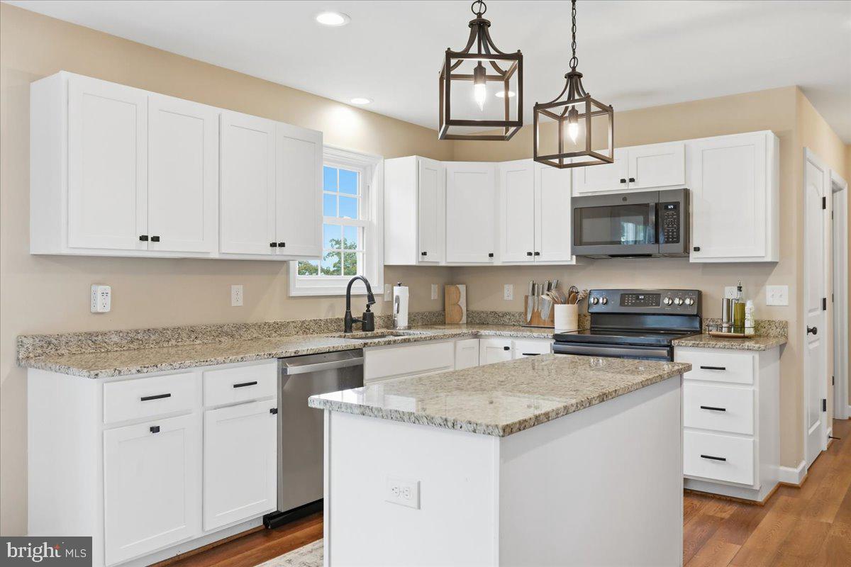 LOWER VALLEY - Residential