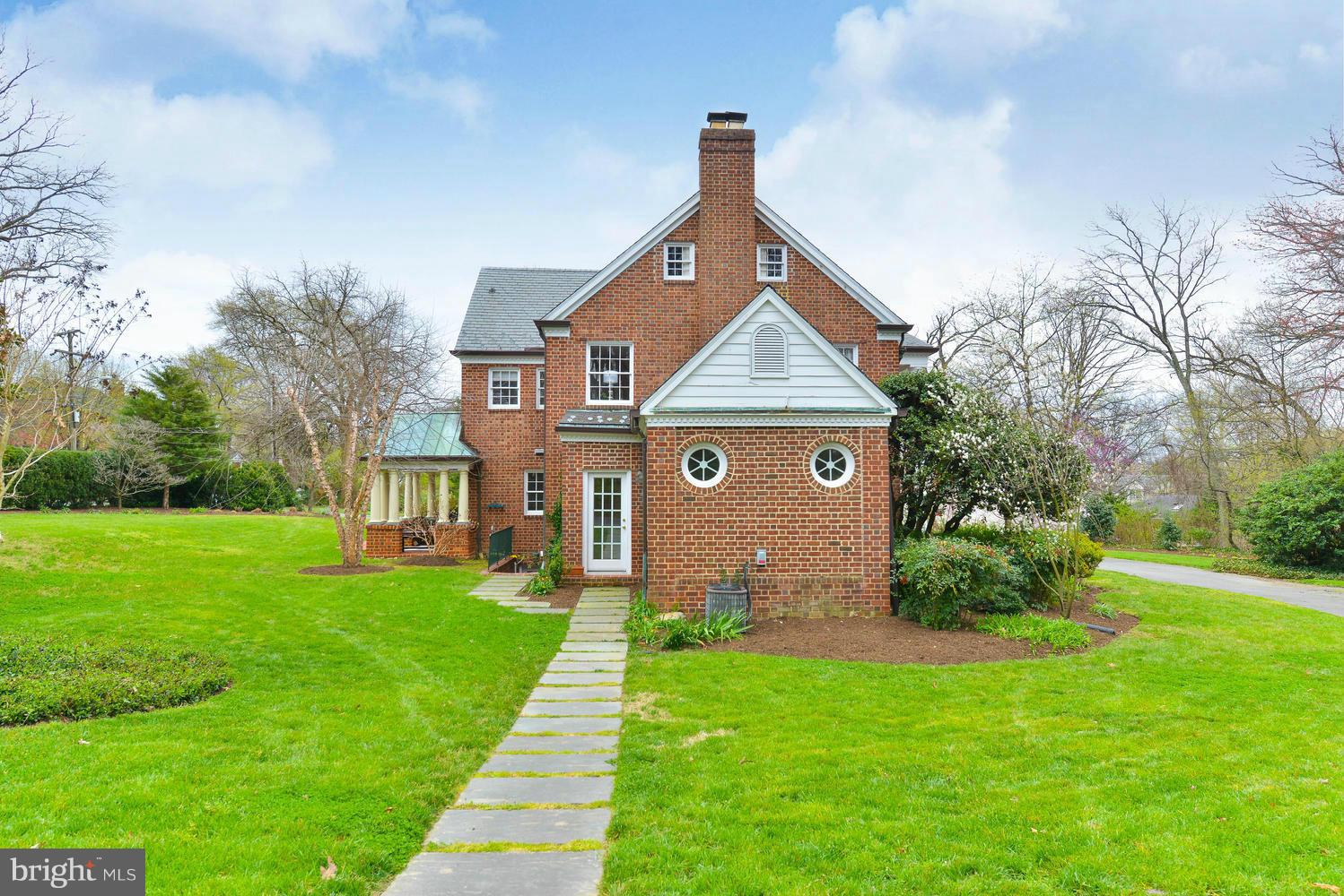 BRADDOCK HEIGHTS - Residential