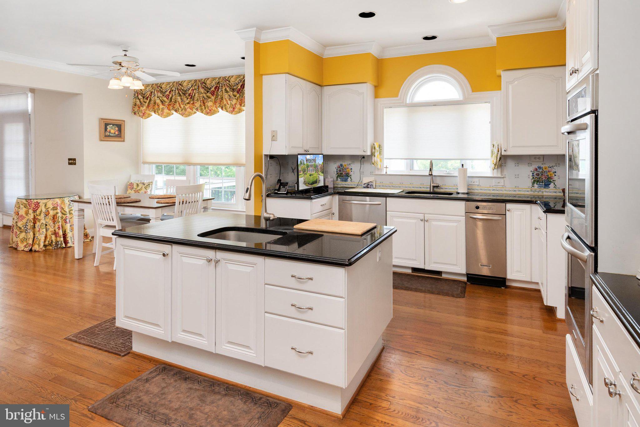 DAVIDSONVILLE - Residential