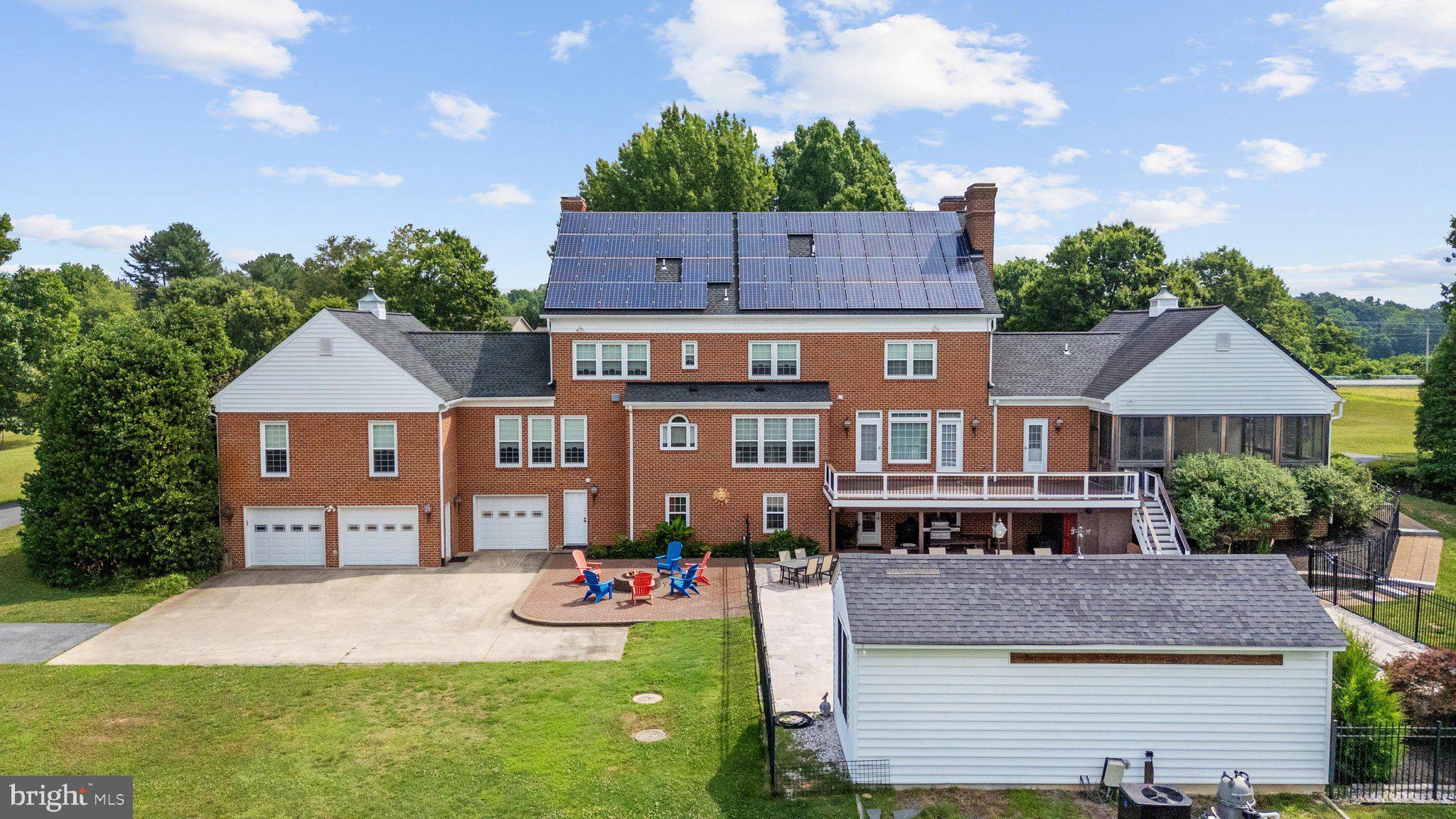 DAVIDSONVILLE - Residential
