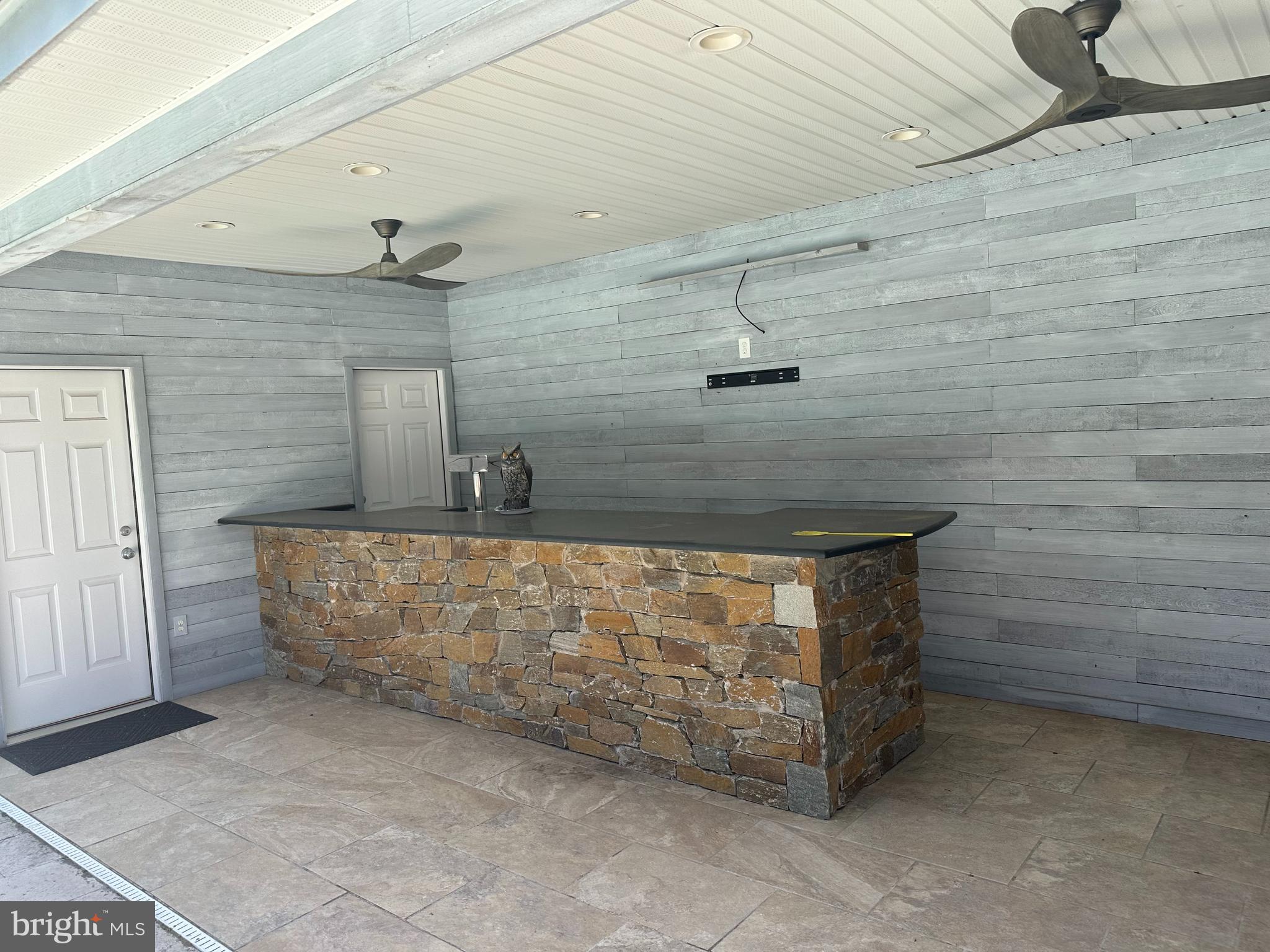 DAVIDSONVILLE - Residential