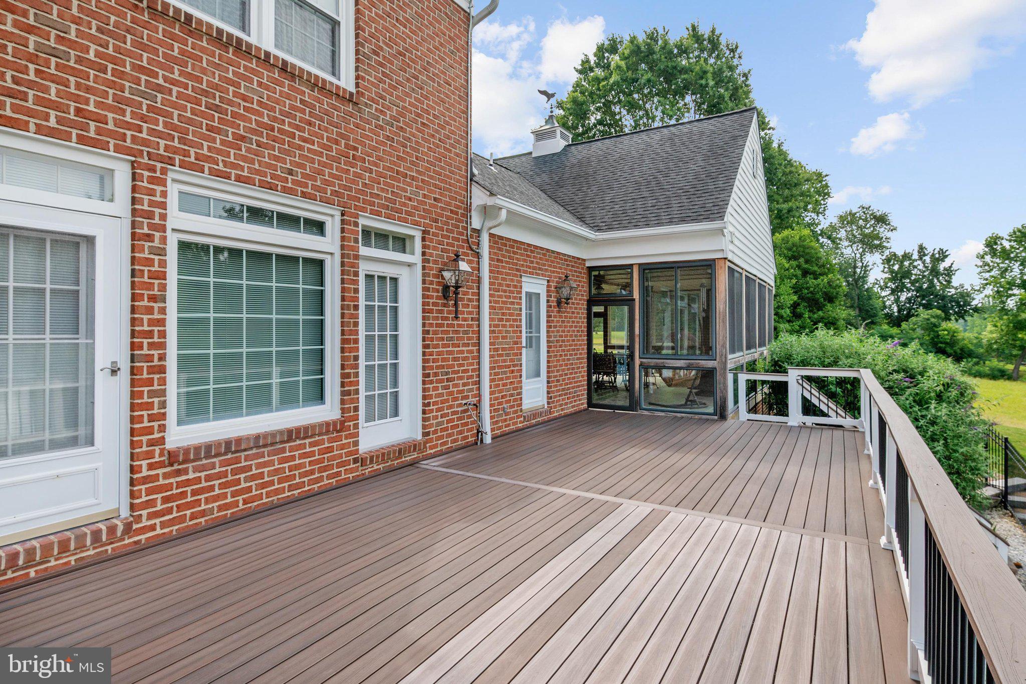 DAVIDSONVILLE - Residential