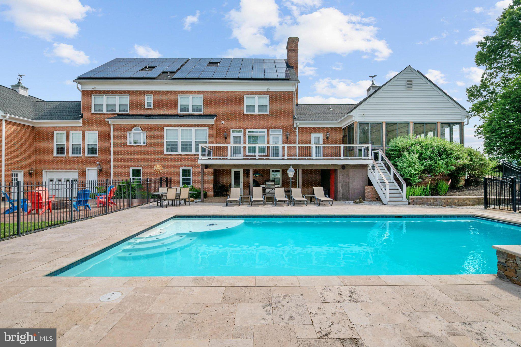 DAVIDSONVILLE - Residential