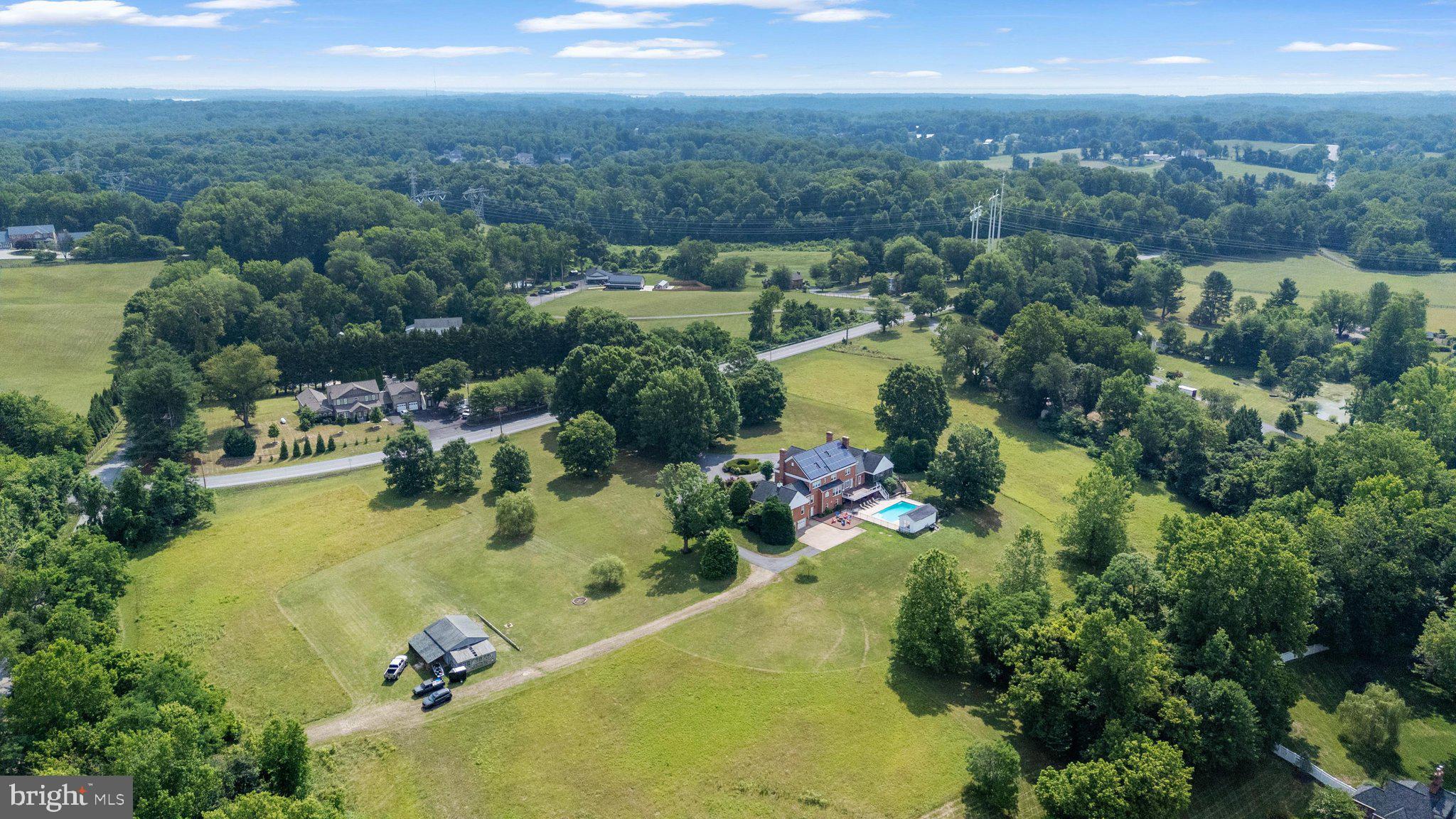 DAVIDSONVILLE - Residential