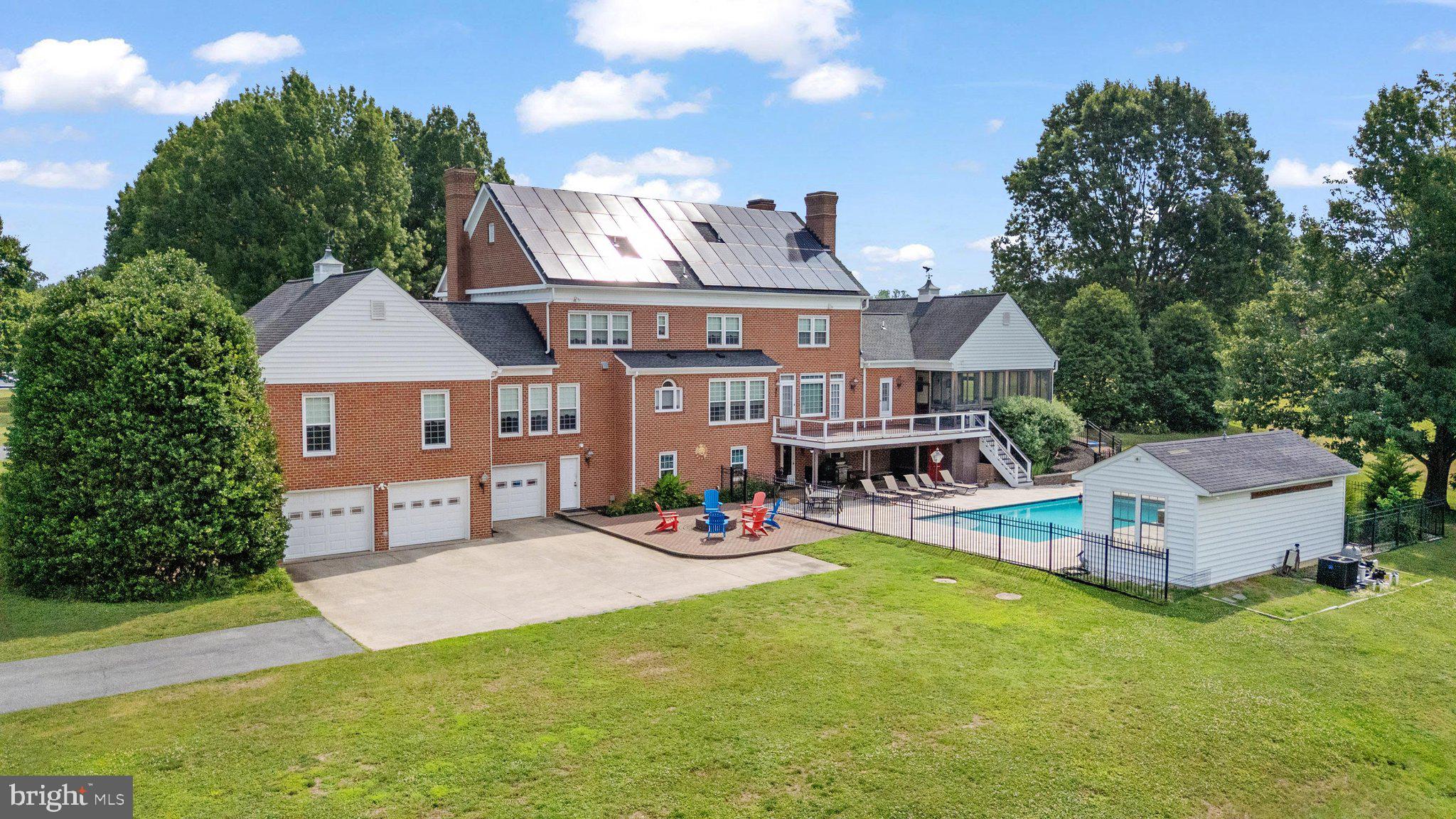 DAVIDSONVILLE - Residential