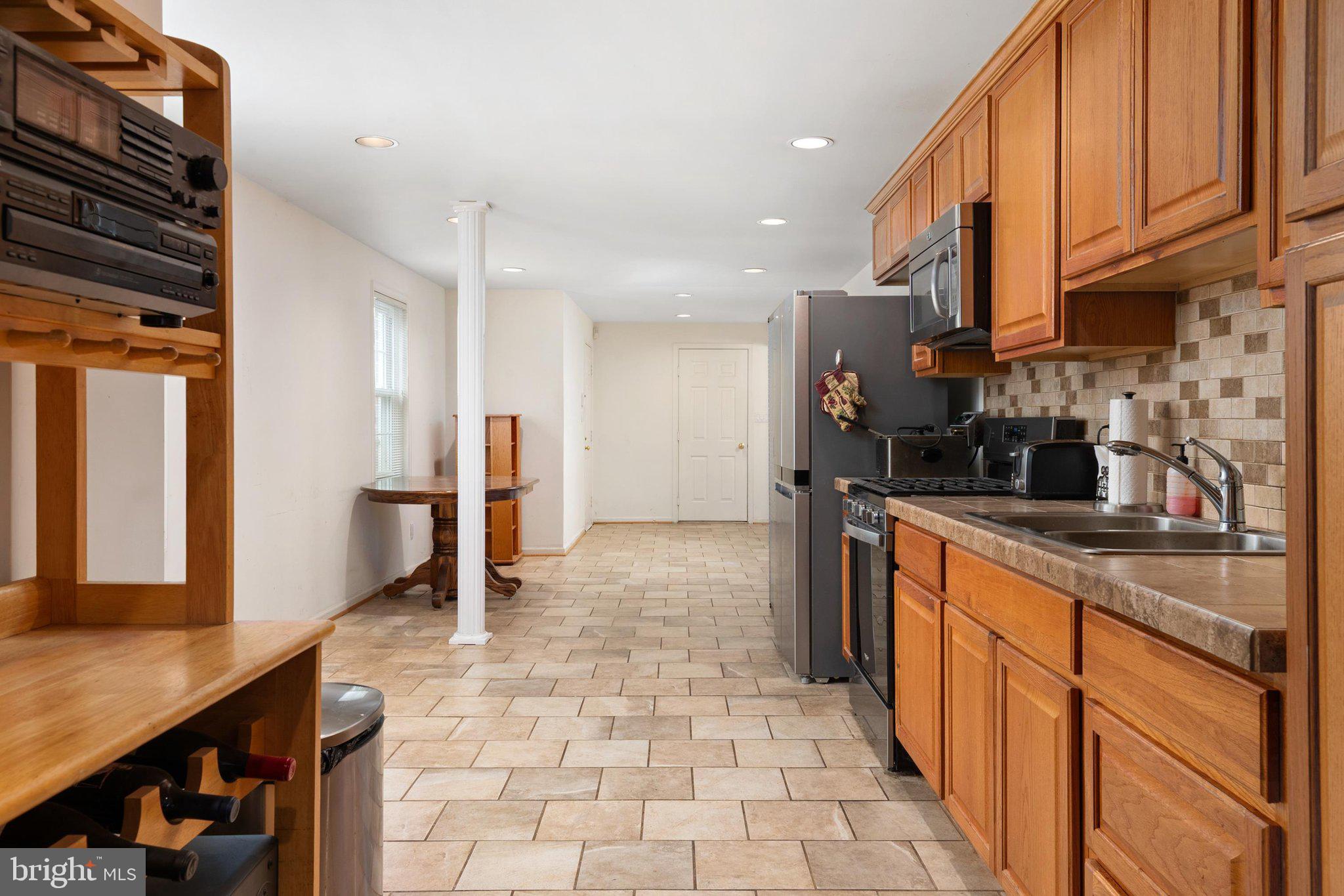 DAVIDSONVILLE - Residential