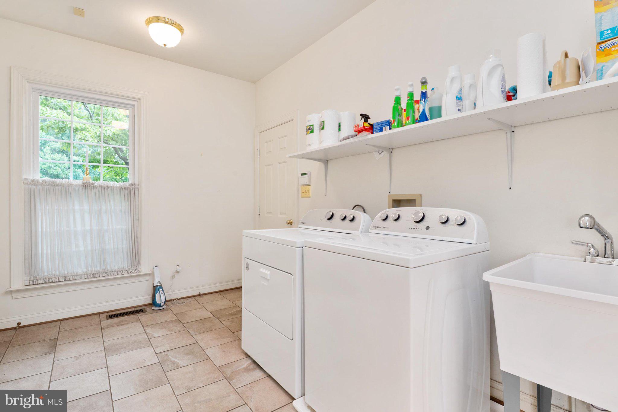 DAVIDSONVILLE - Residential