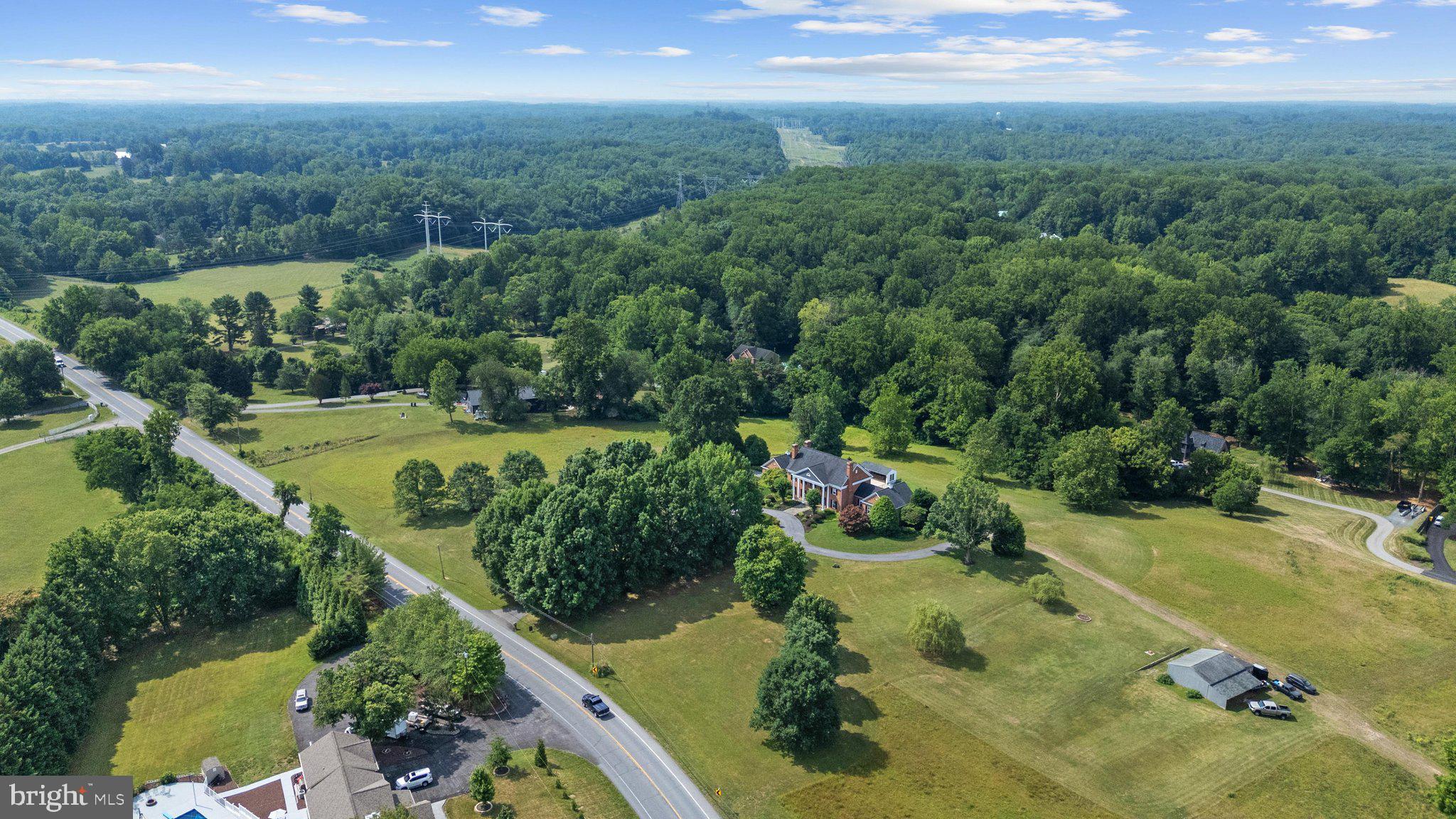 DAVIDSONVILLE - Residential