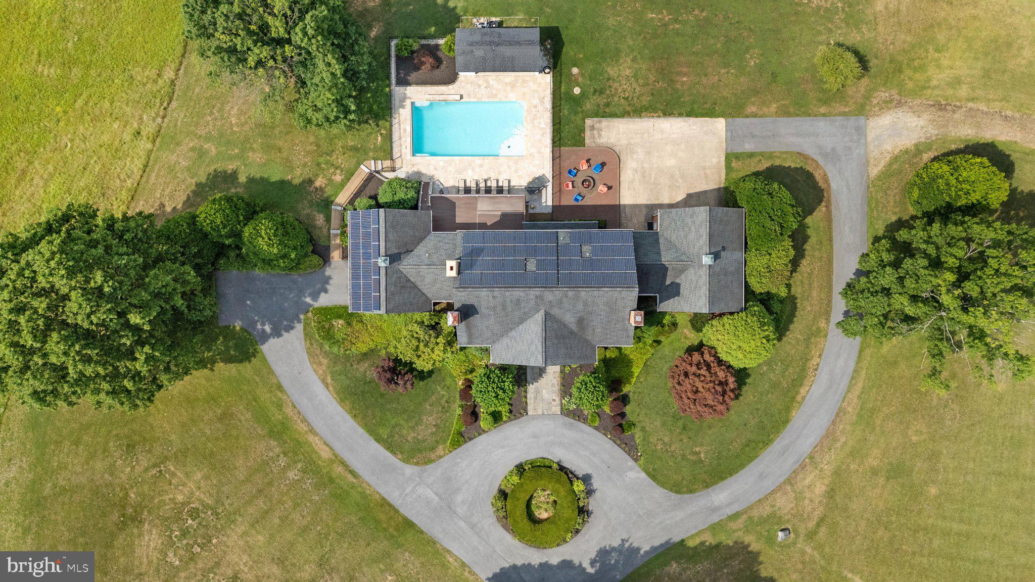 DAVIDSONVILLE - Residential