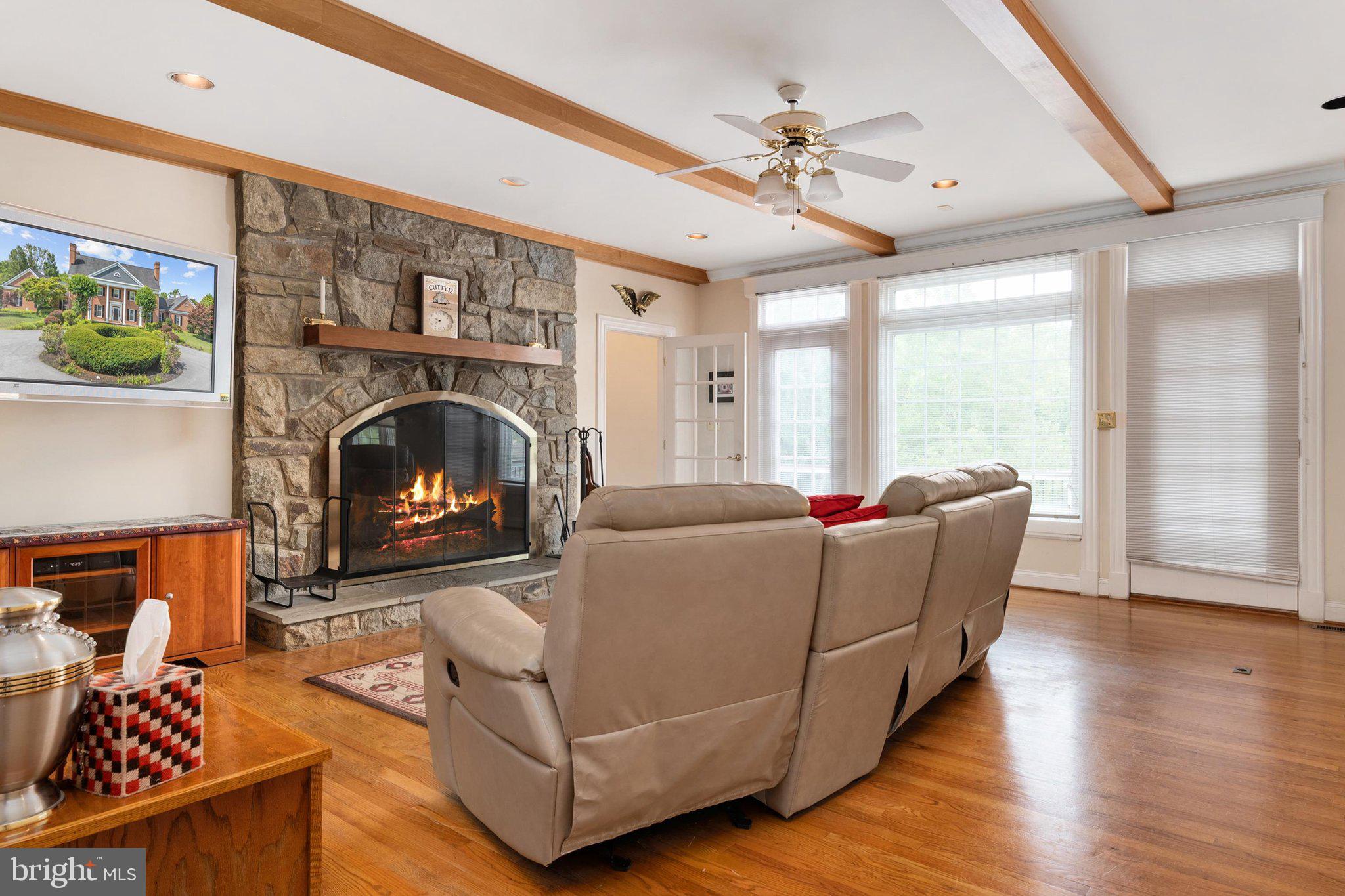 DAVIDSONVILLE - Residential