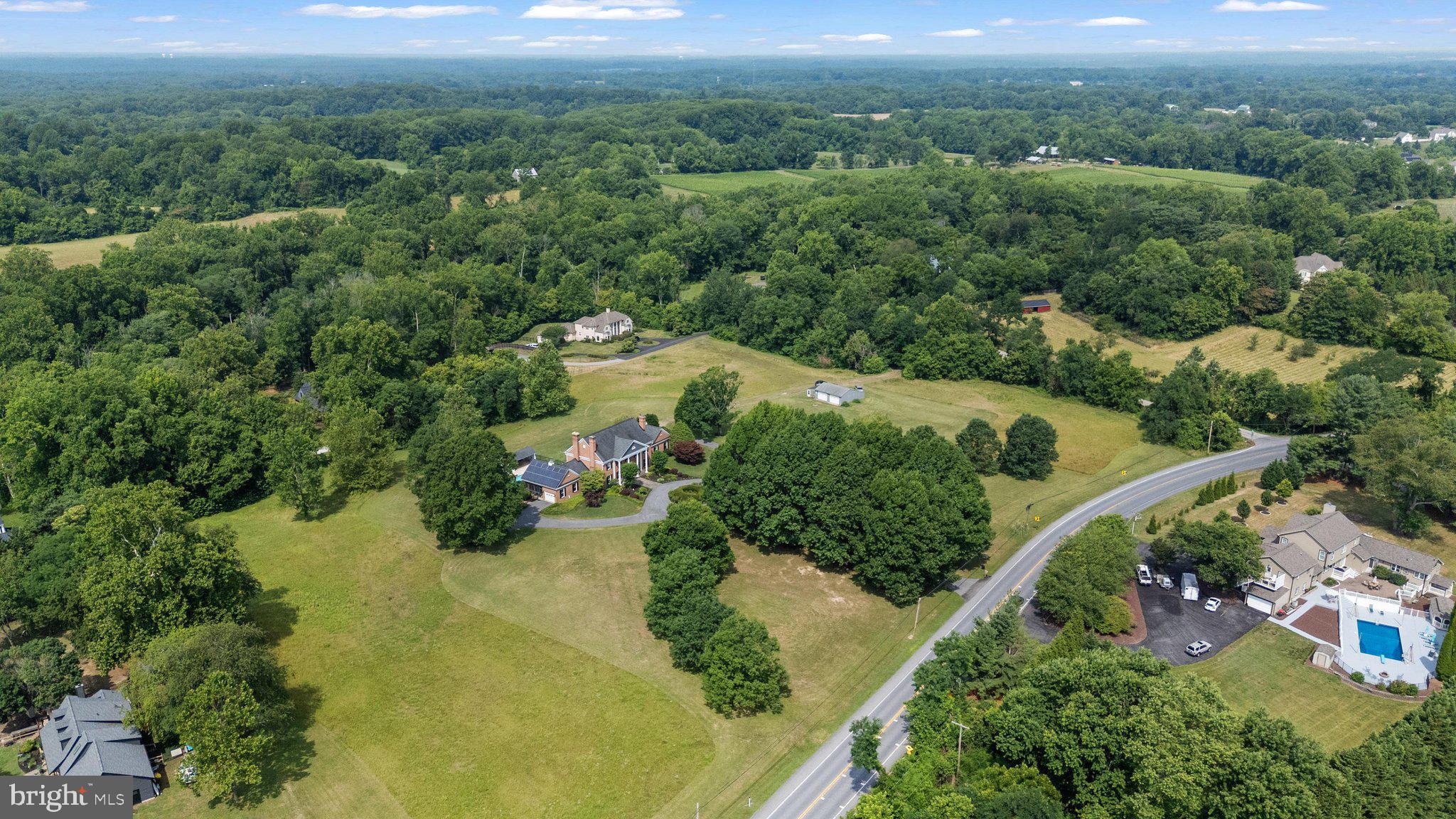 DAVIDSONVILLE - Residential