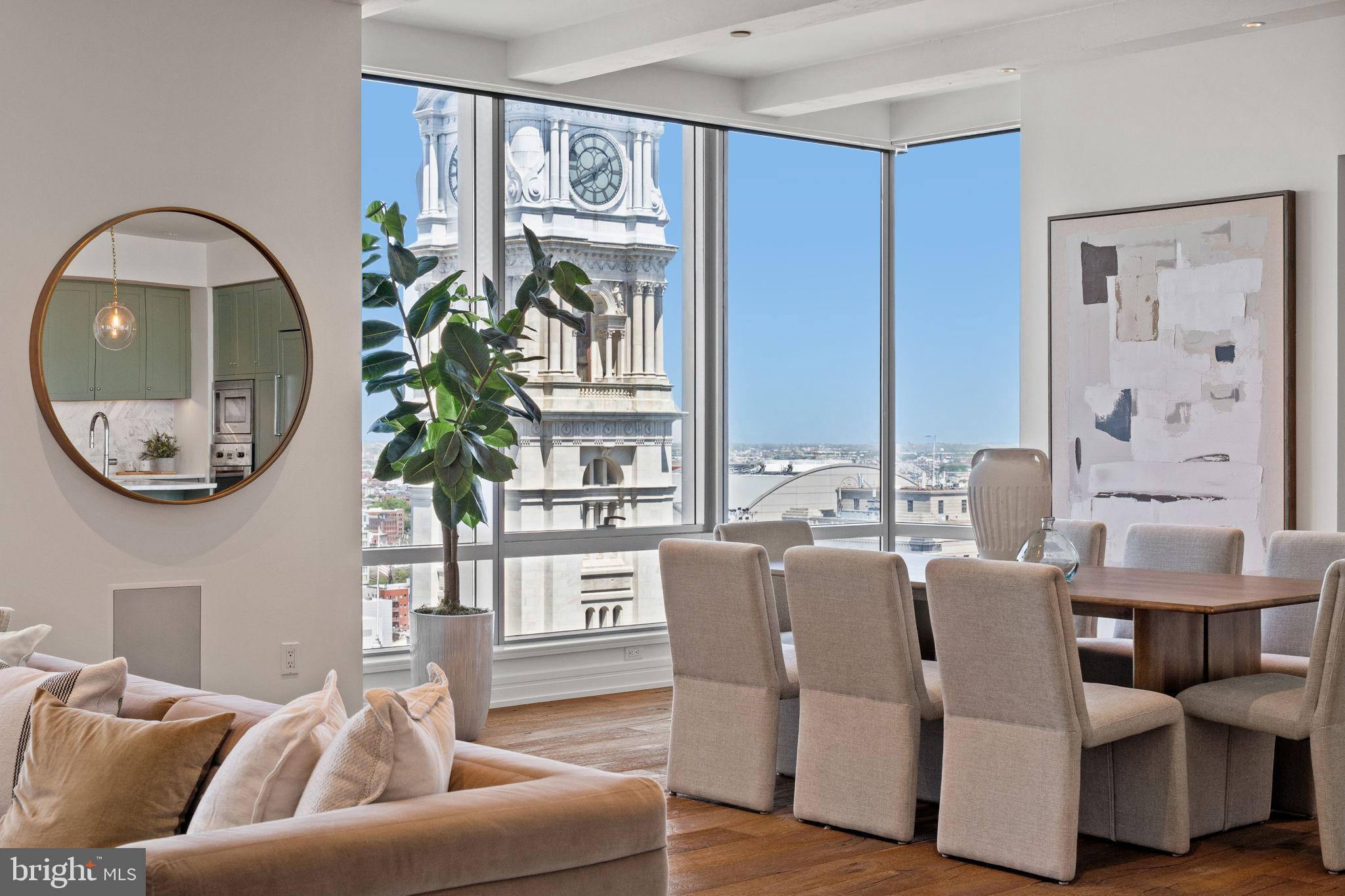 AVENUE OF THE ARTS - Residential