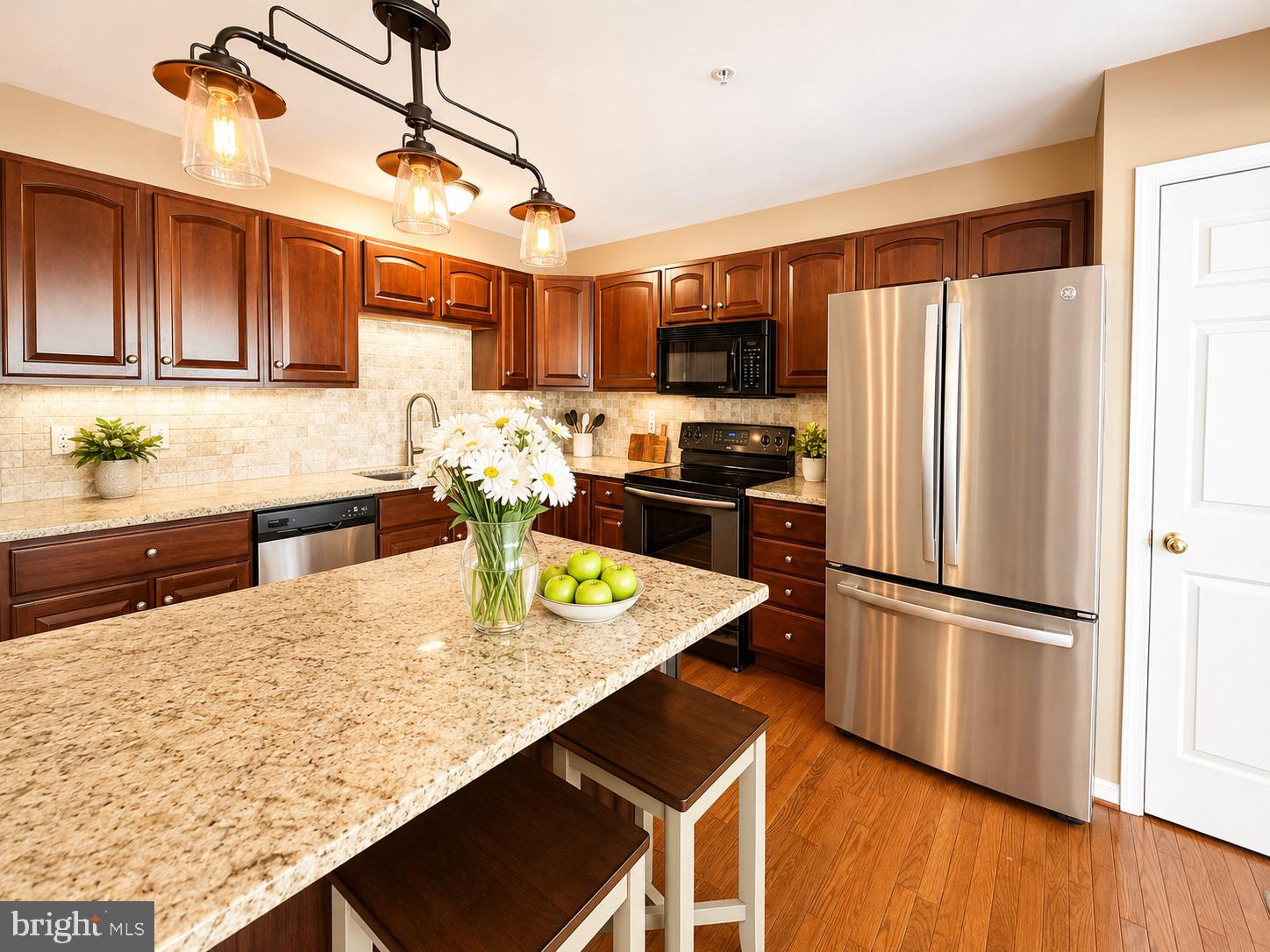 SUNNYBROOK - Residential