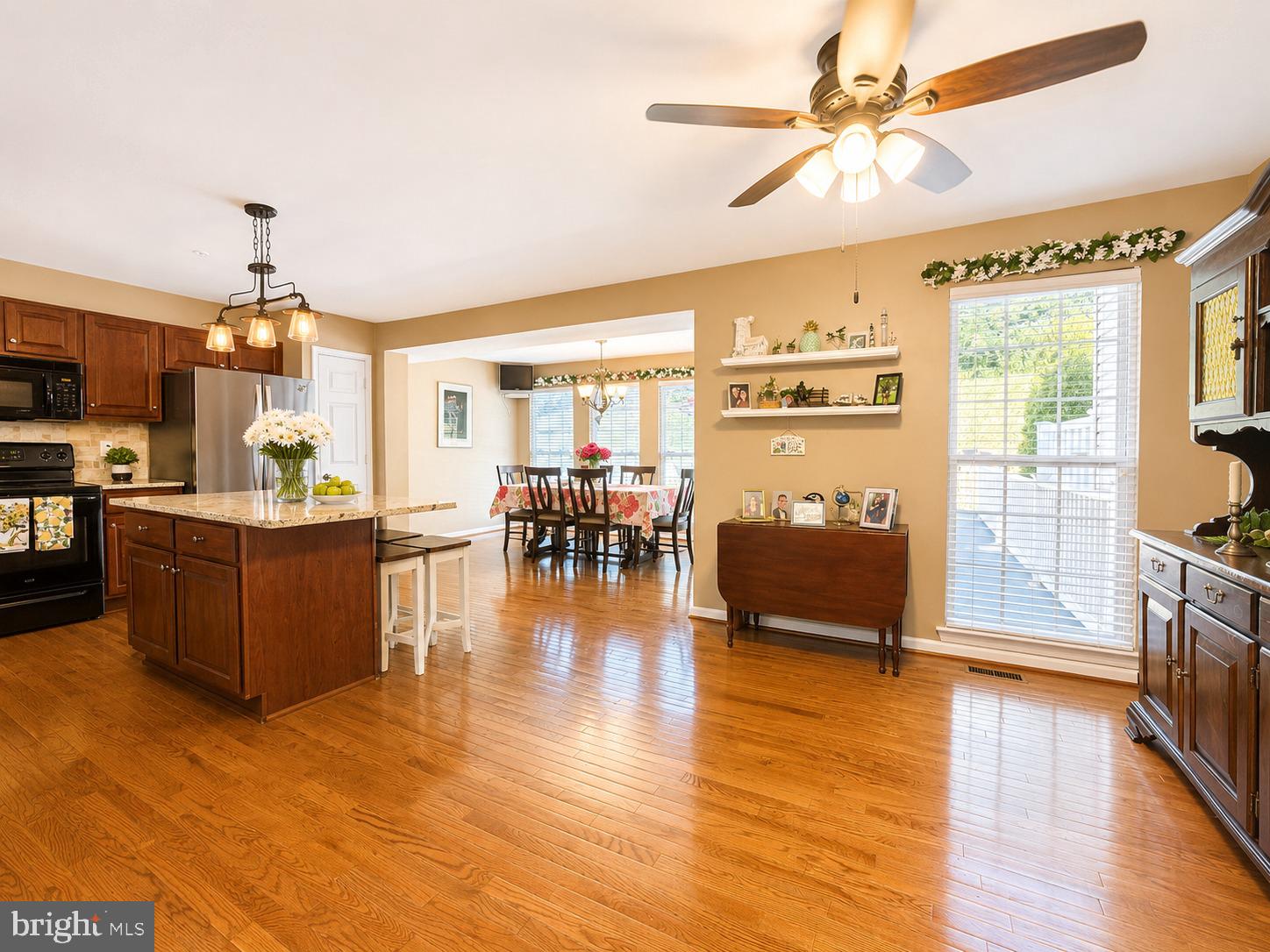 SUNNYBROOK - Residential