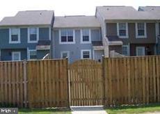 3 Bedroom, 1 1/2 bath Townhouse.  Country kitchen, formal living & dining room, all appliances,  good size fenced yard, freshly painted.  No pets with this one.