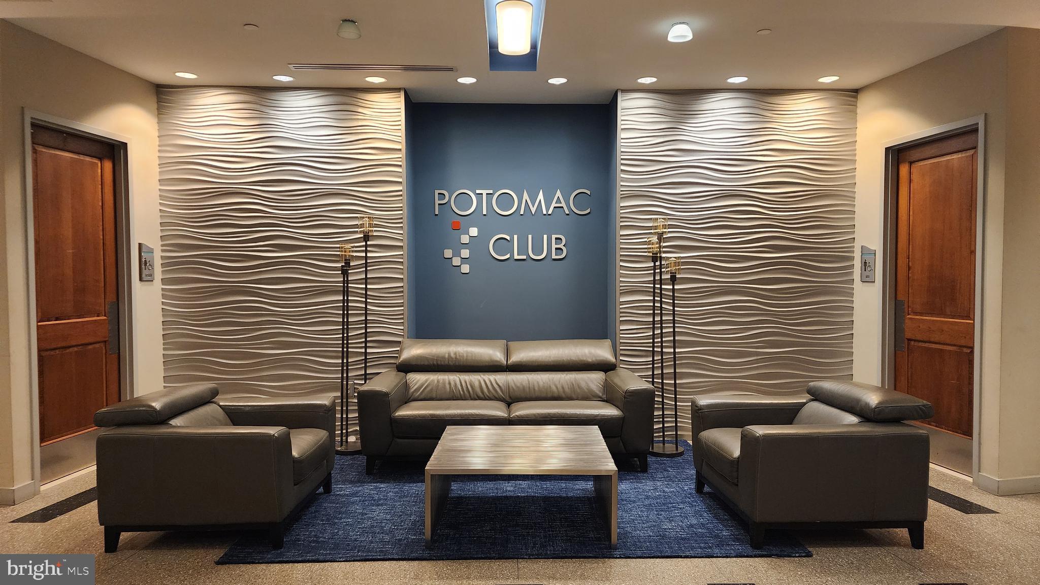 POTOMAC CLUB - Residential