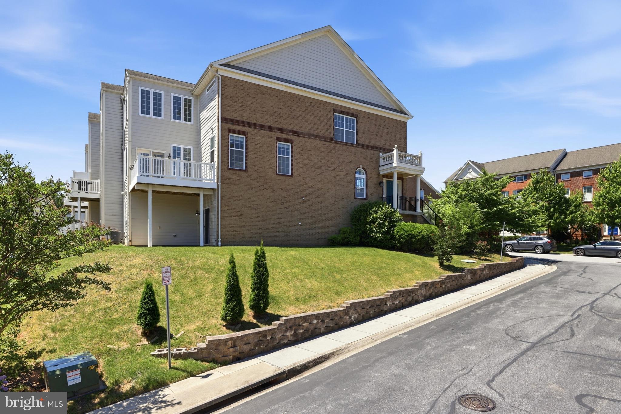 THE ENCLAVE AT ARUNDEL PRESERVE - Residential