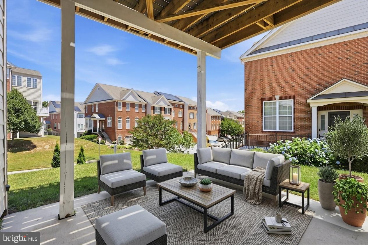 THE ENCLAVE AT ARUNDEL PRESERVE - Residential