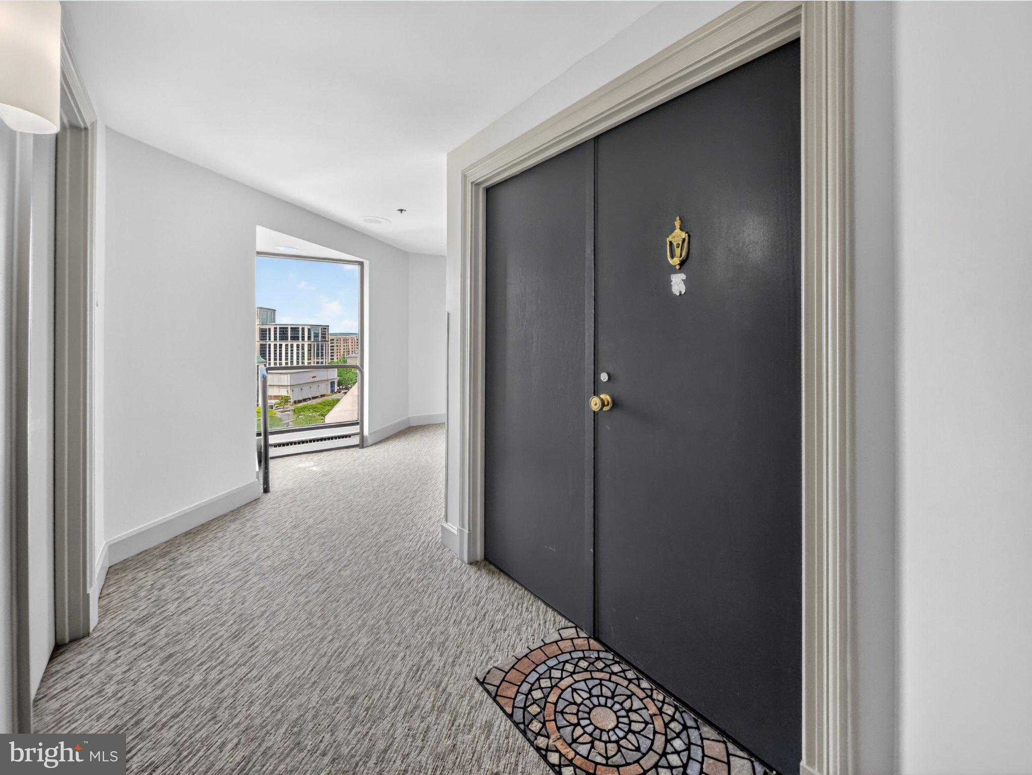 CLARENDON - Residential