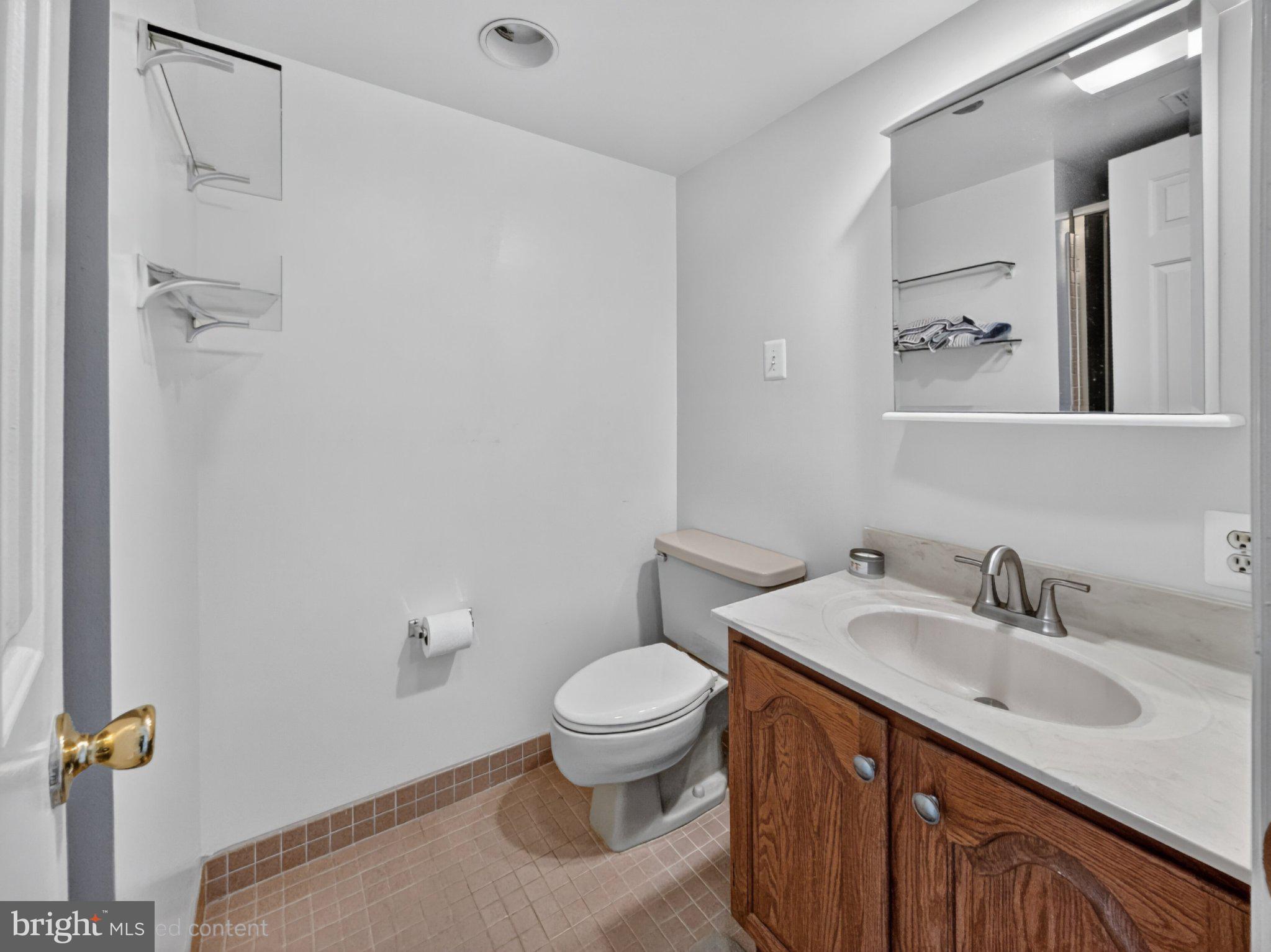 CLARENDON - Residential